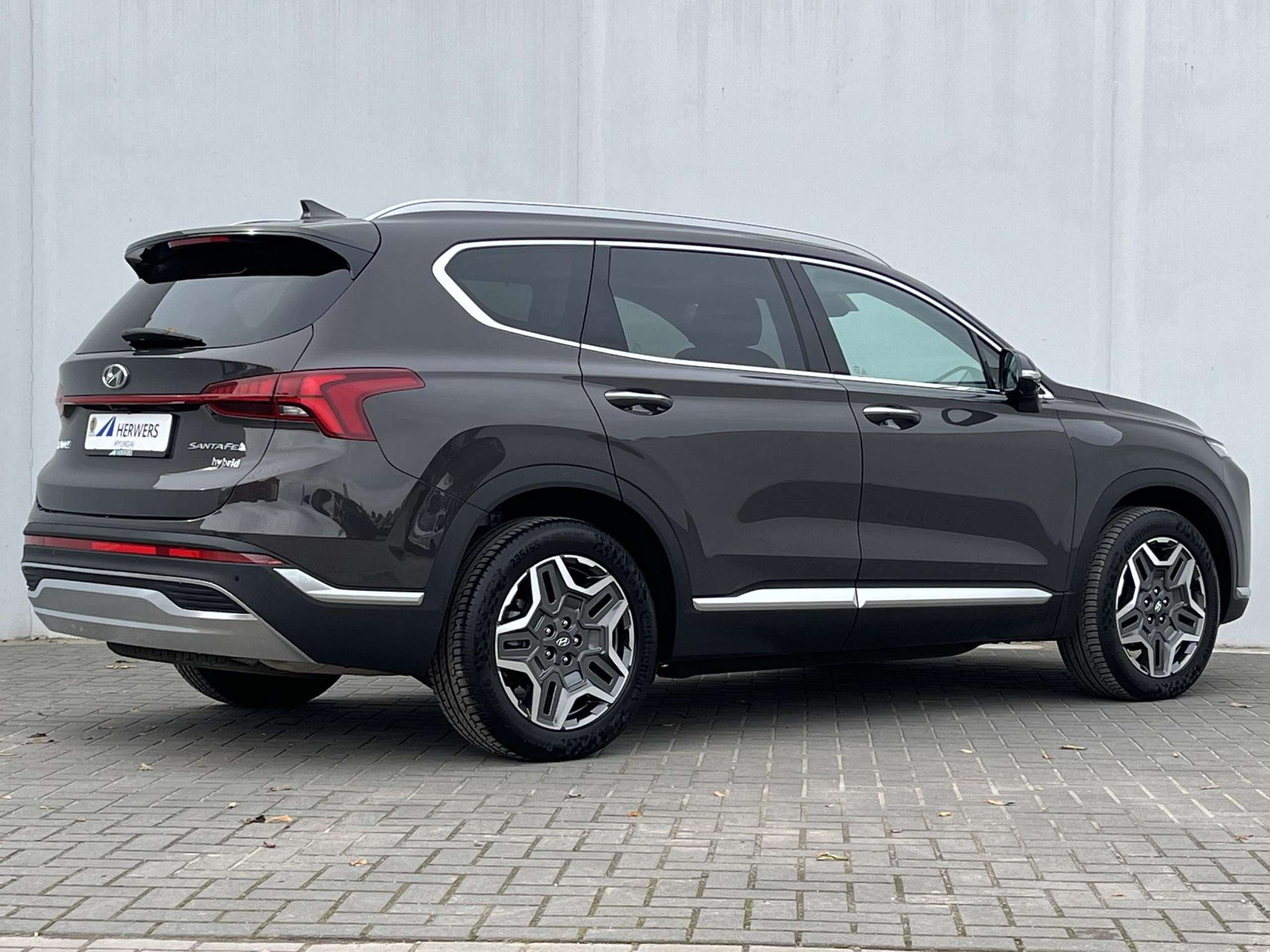 Hyundai - SANTA FE