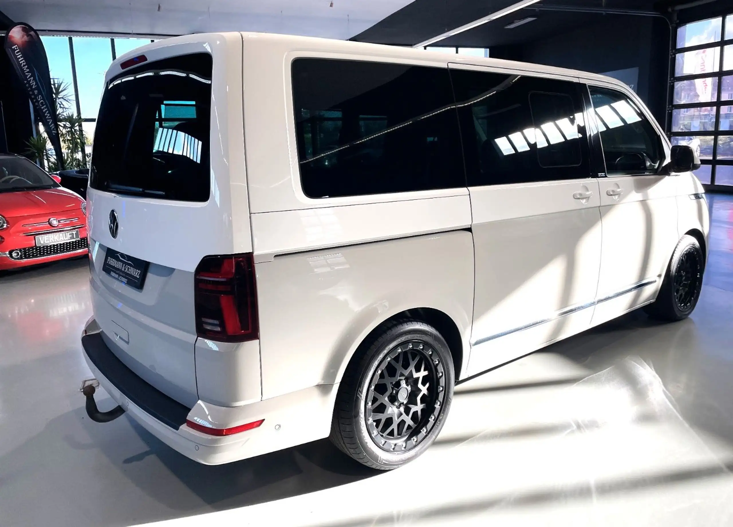 Volkswagen - T6 Multivan