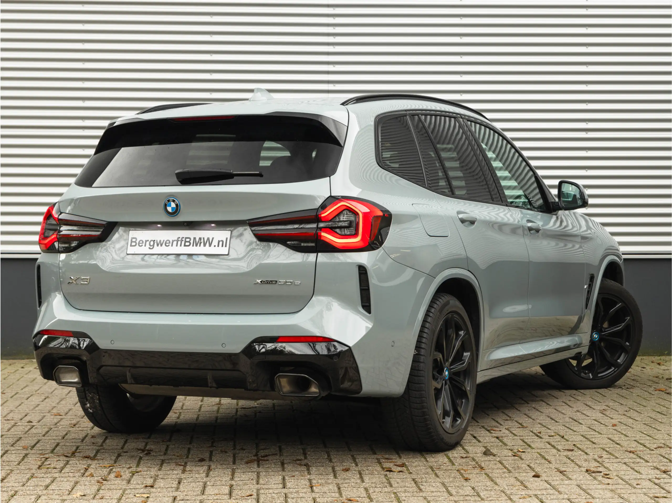 BMW - X3