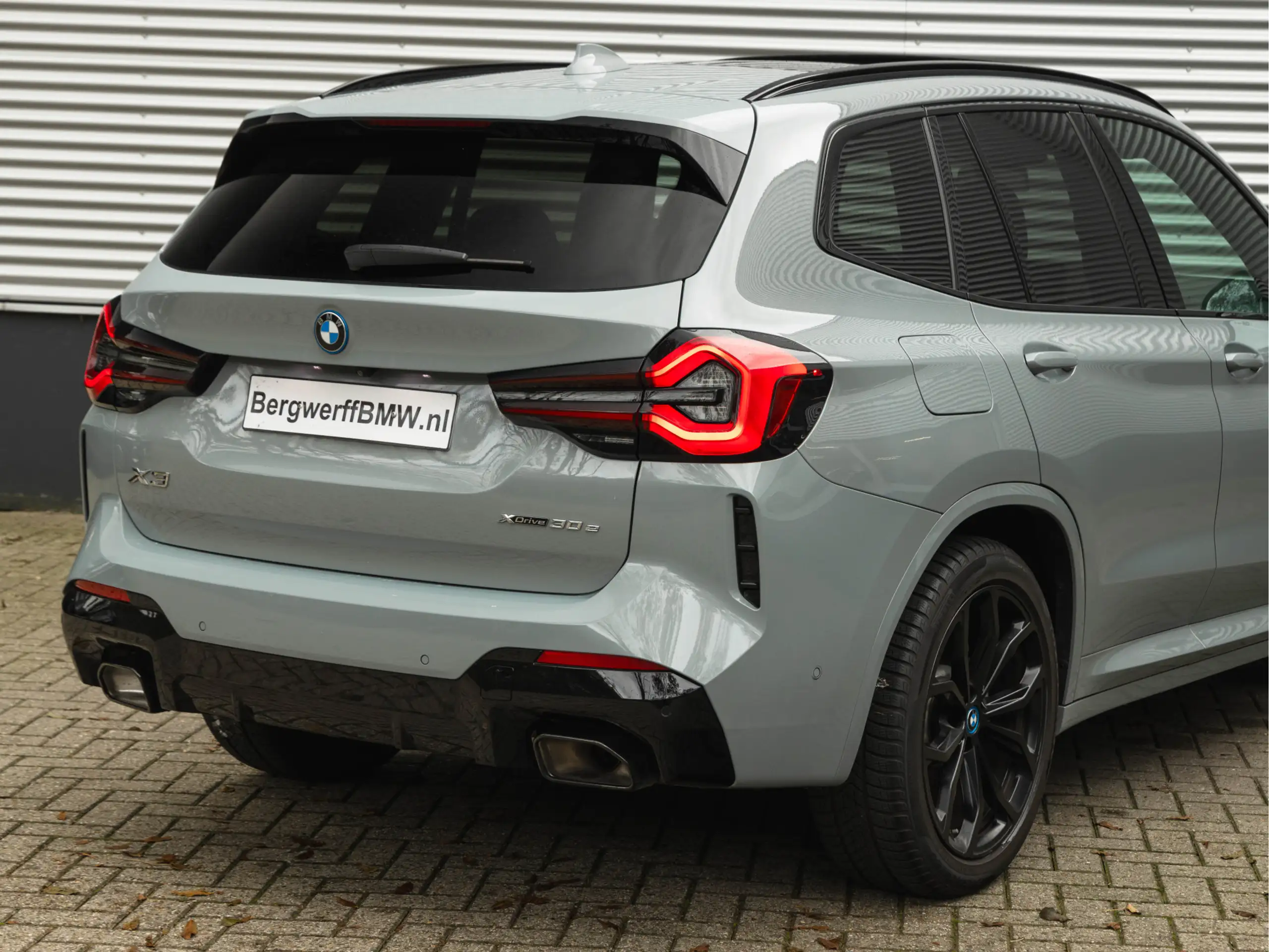 BMW - X3