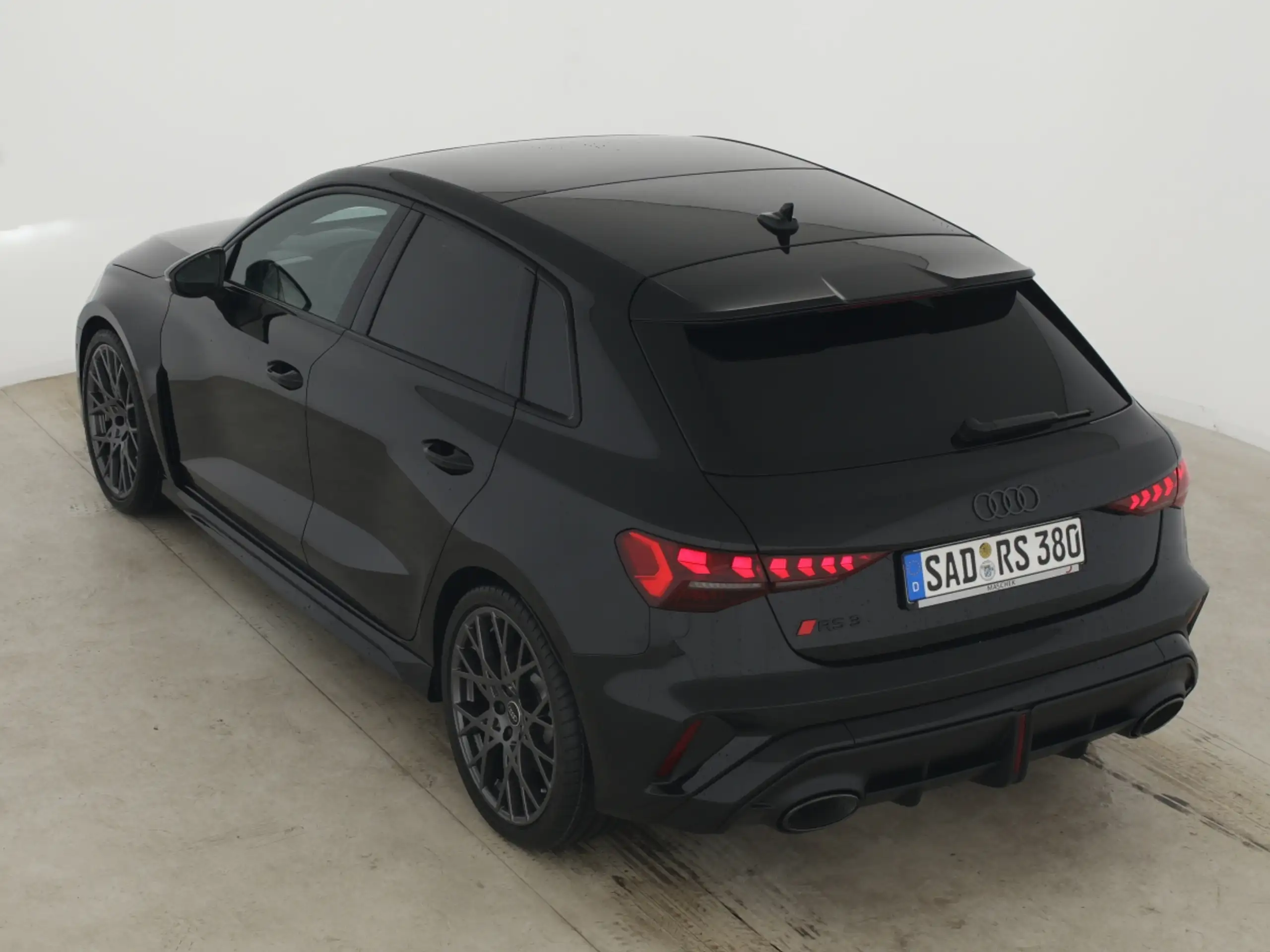 Audi - RS3