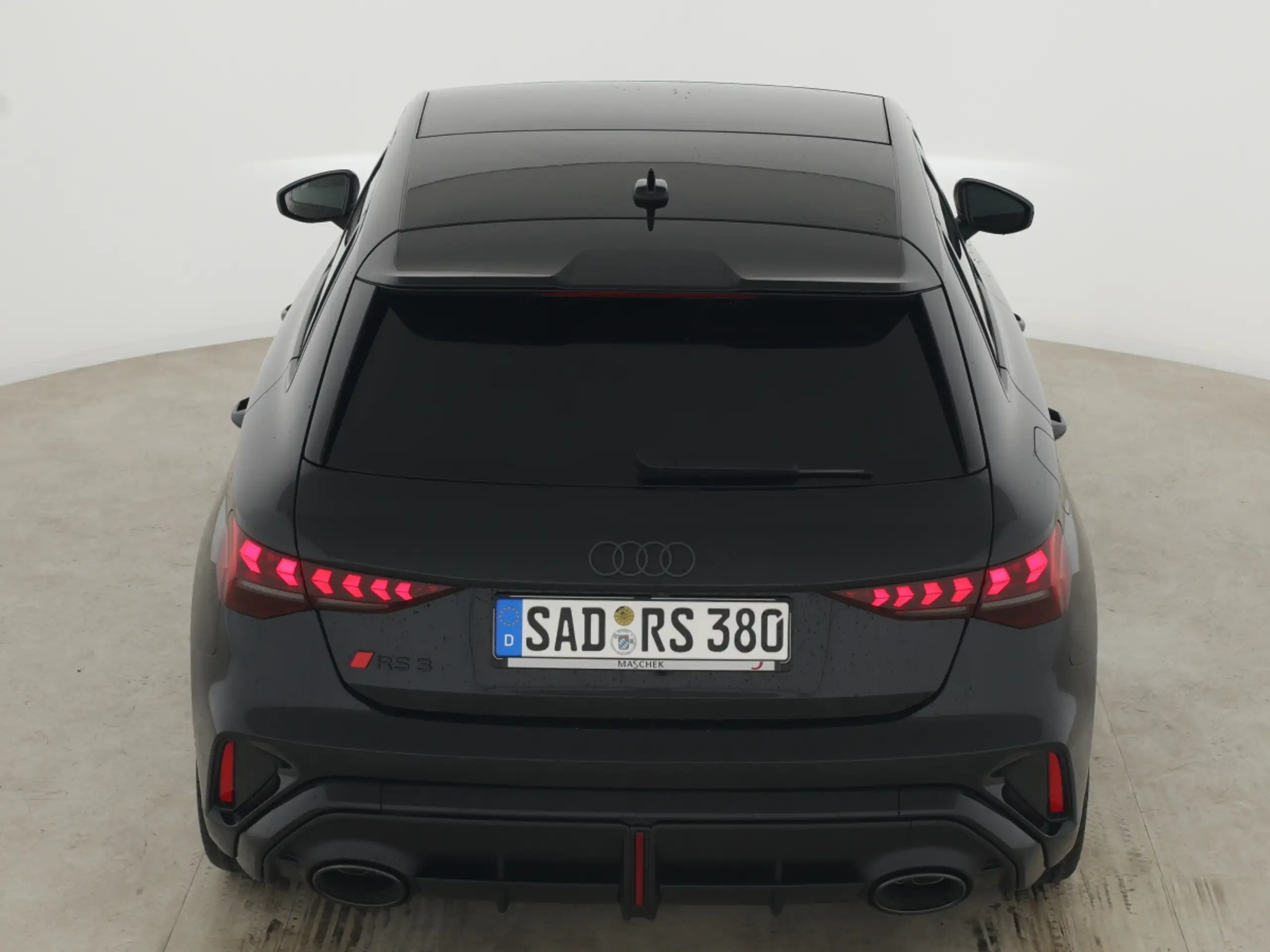 Audi - RS3