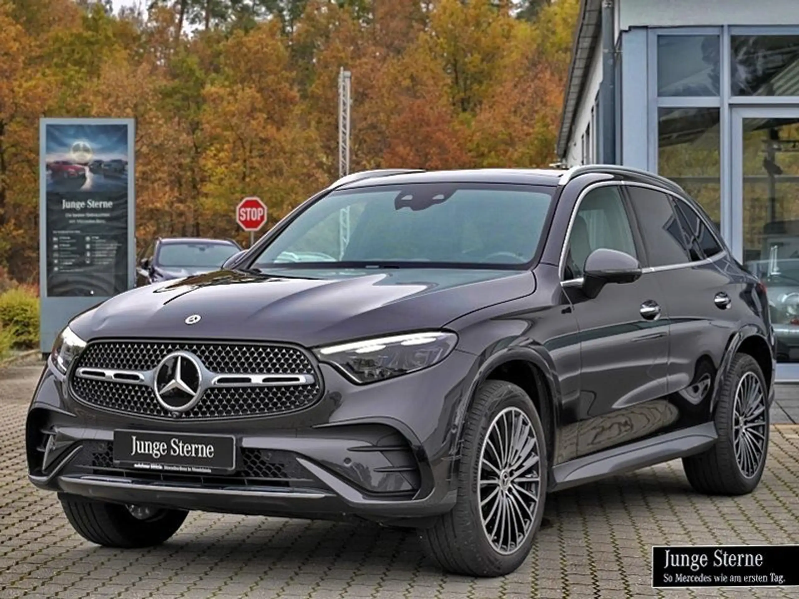 Mercedes-Benz - GLC 300