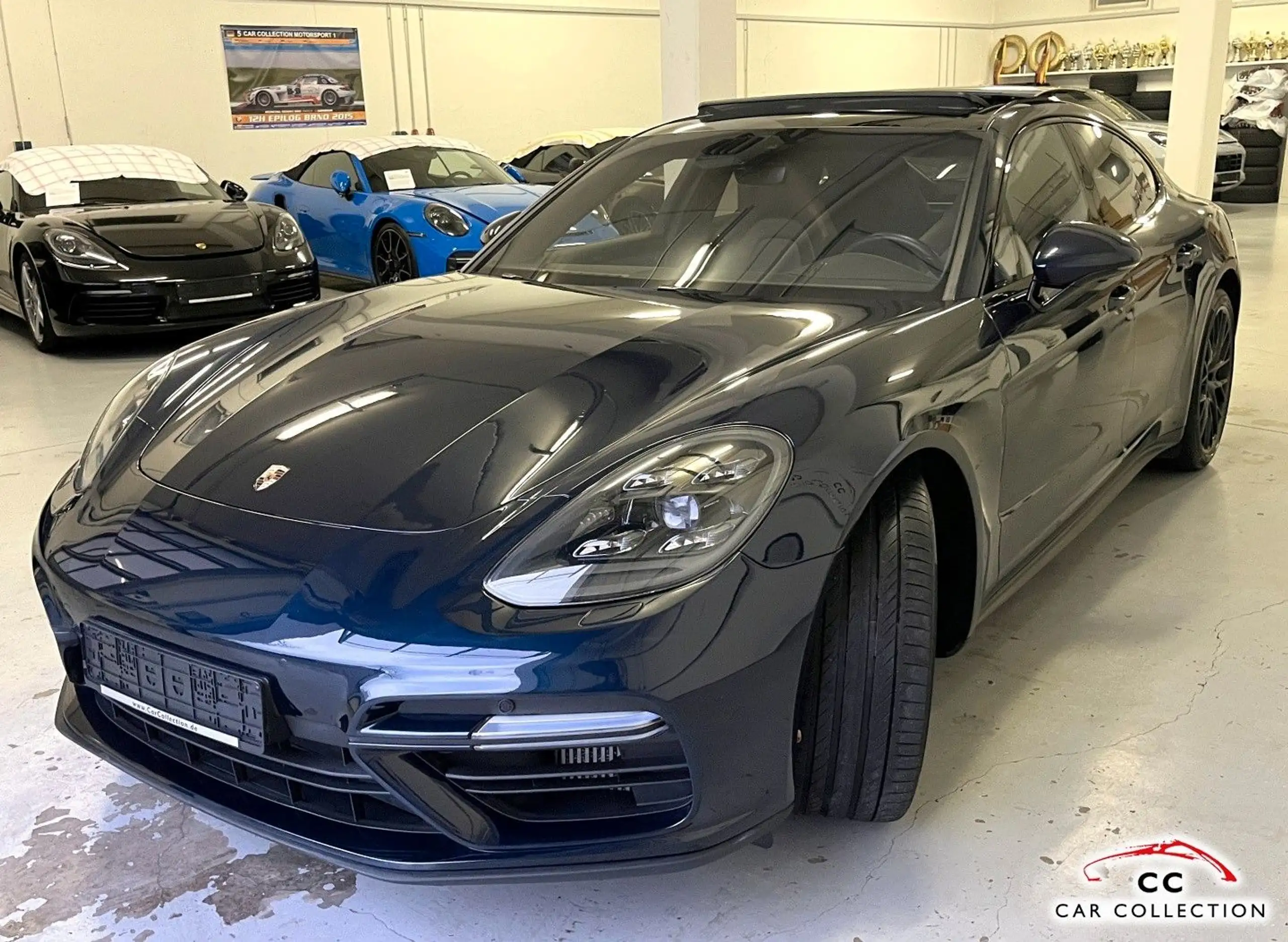 Porsche - Panamera