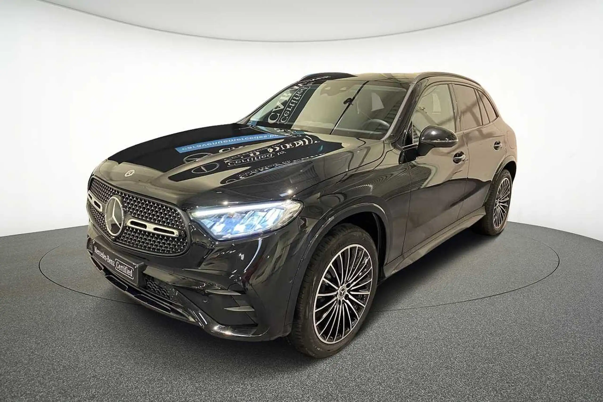 Mercedes-Benz - GLC 300