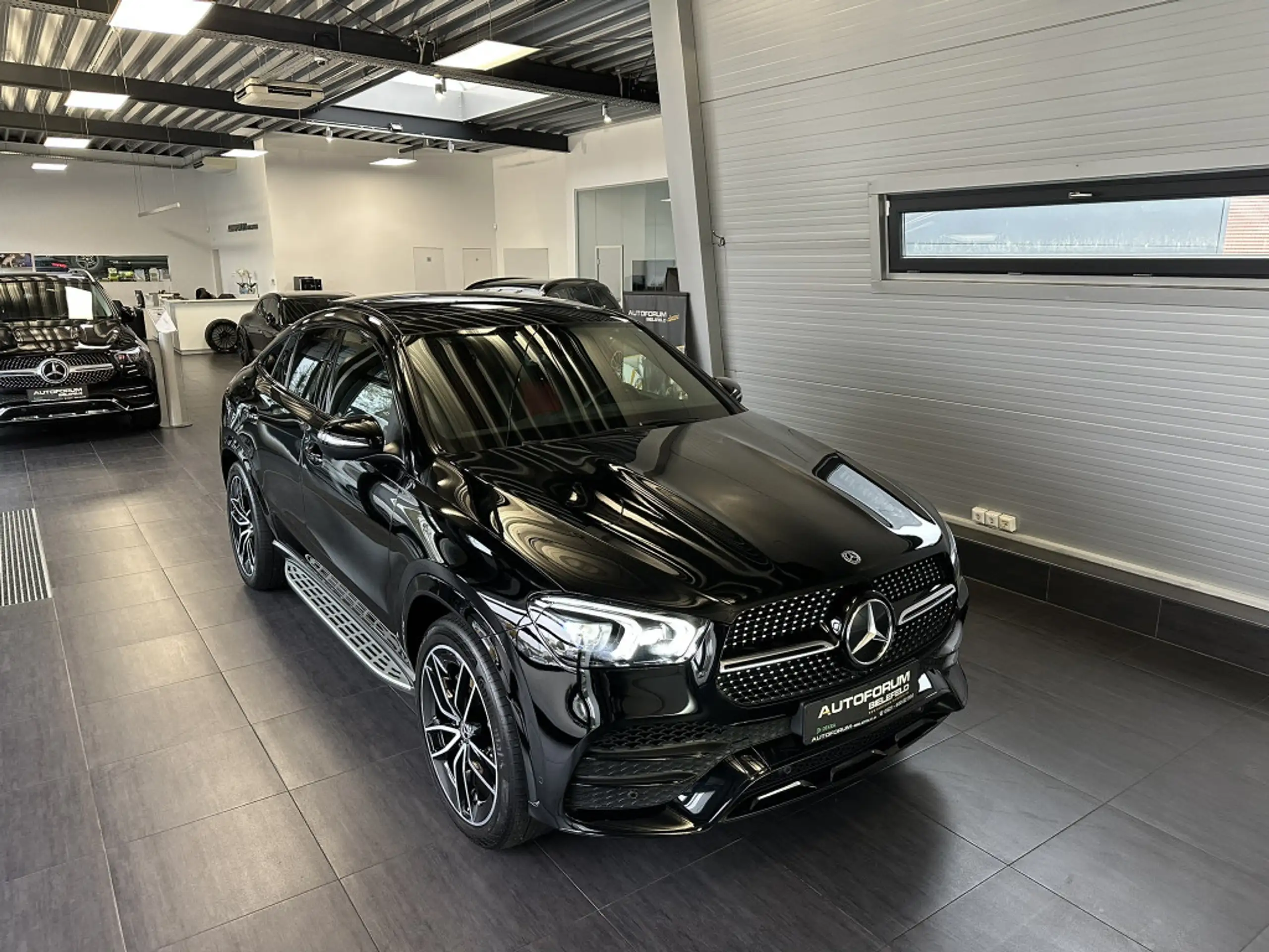 Mercedes-Benz - GLE 350