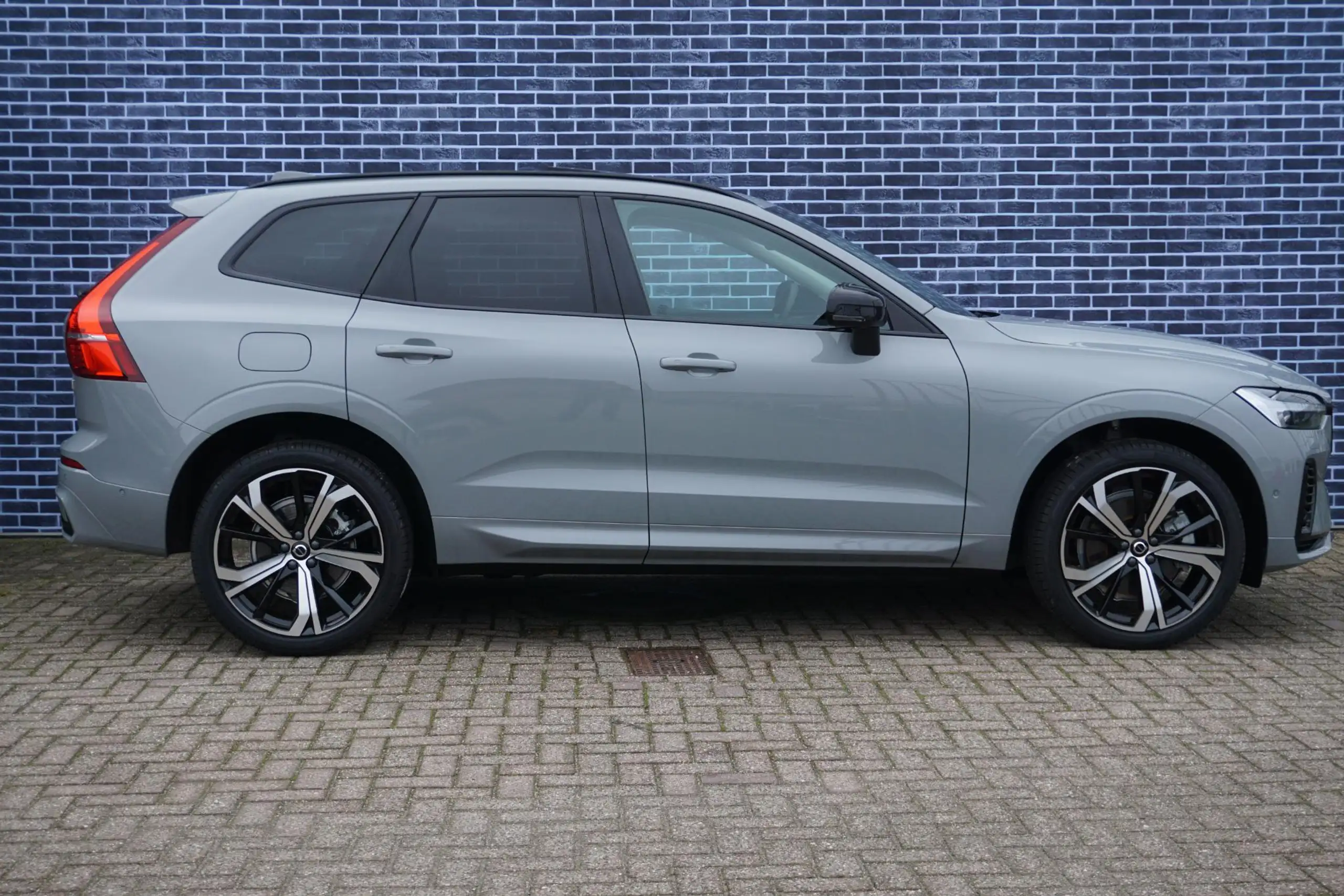 Volvo - XC60