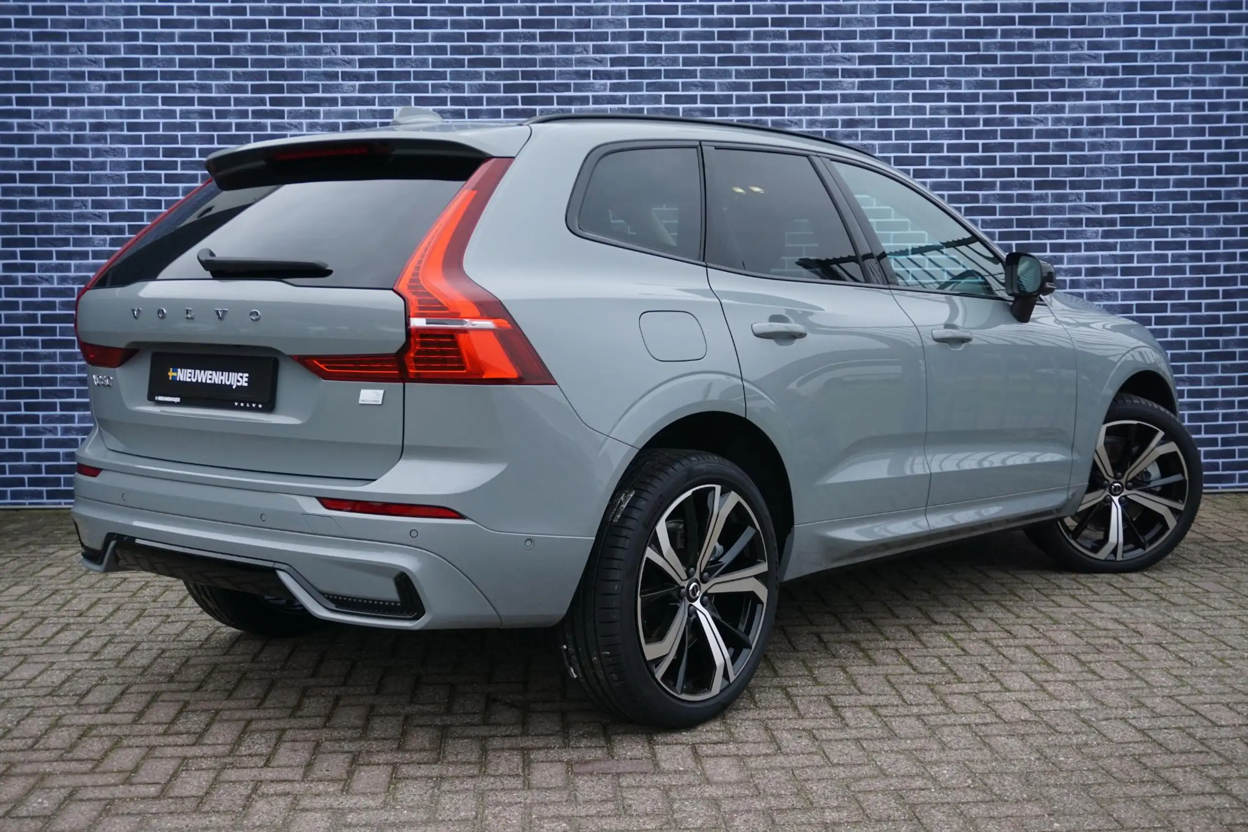 Volvo - XC60