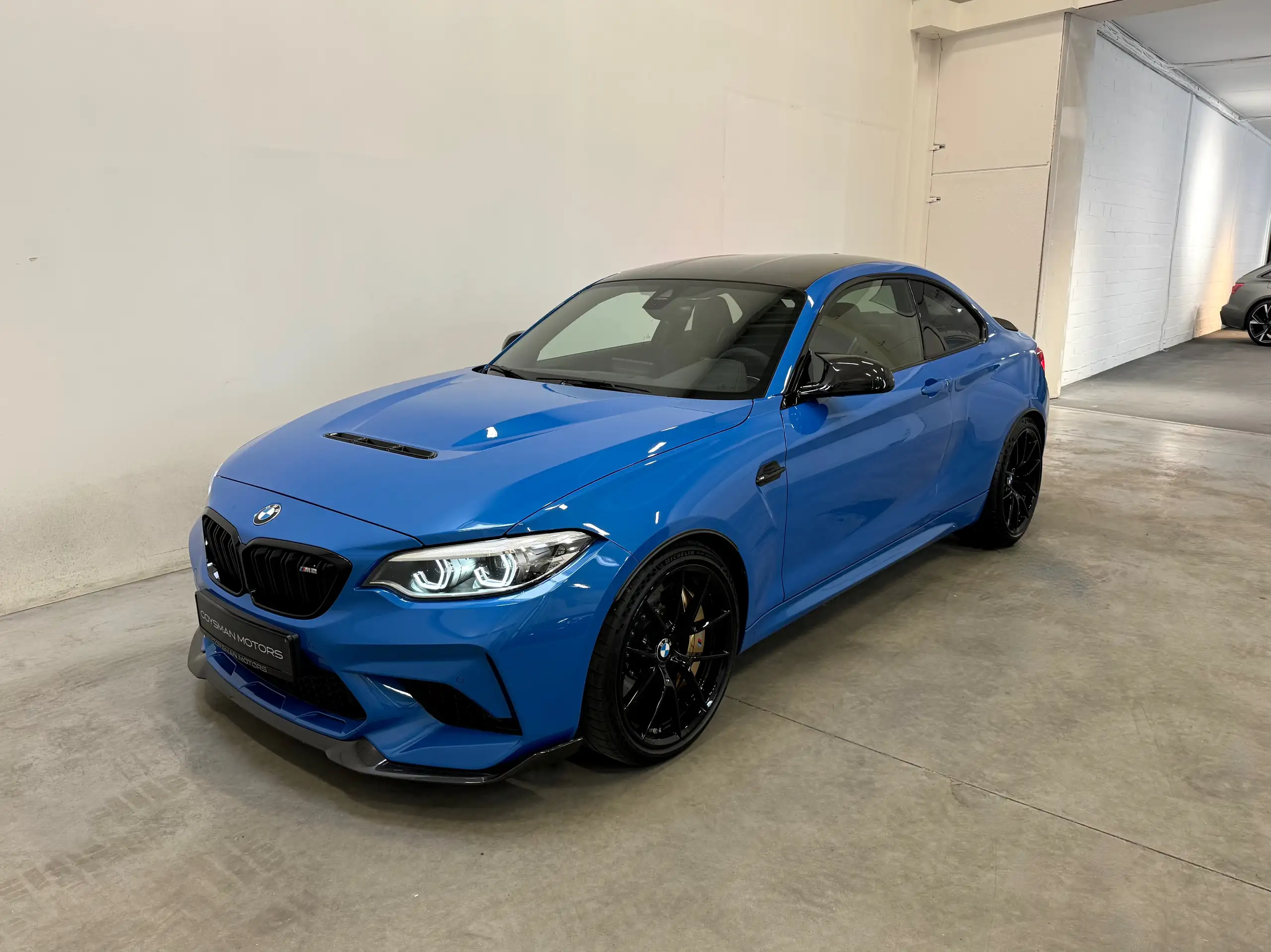 BMW - M2