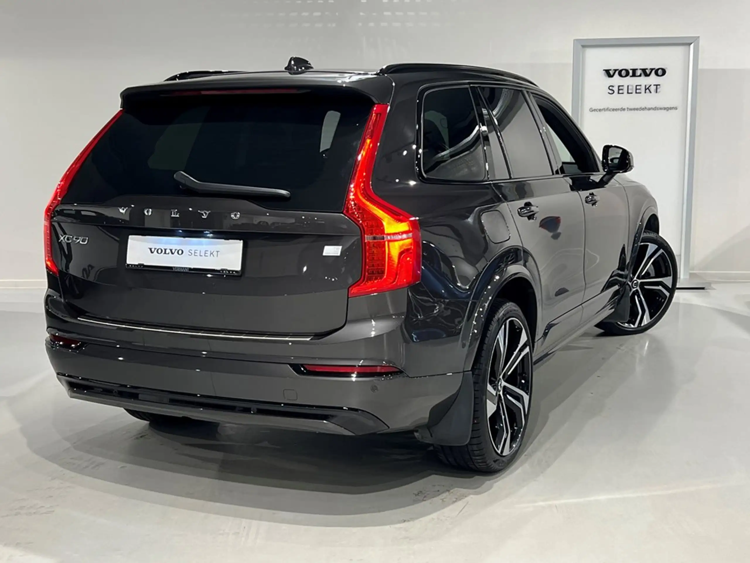 Volvo - XC90