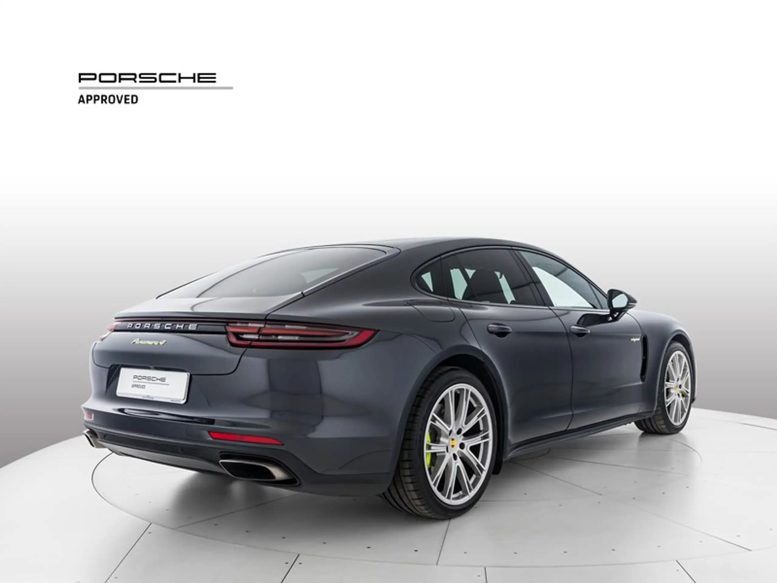 Porsche - Panamera