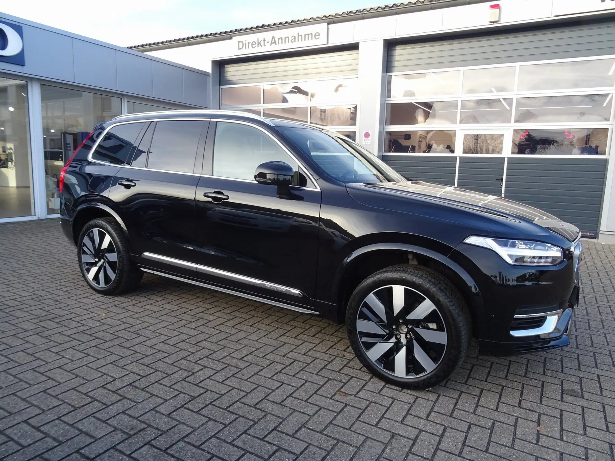 Volvo - XC90