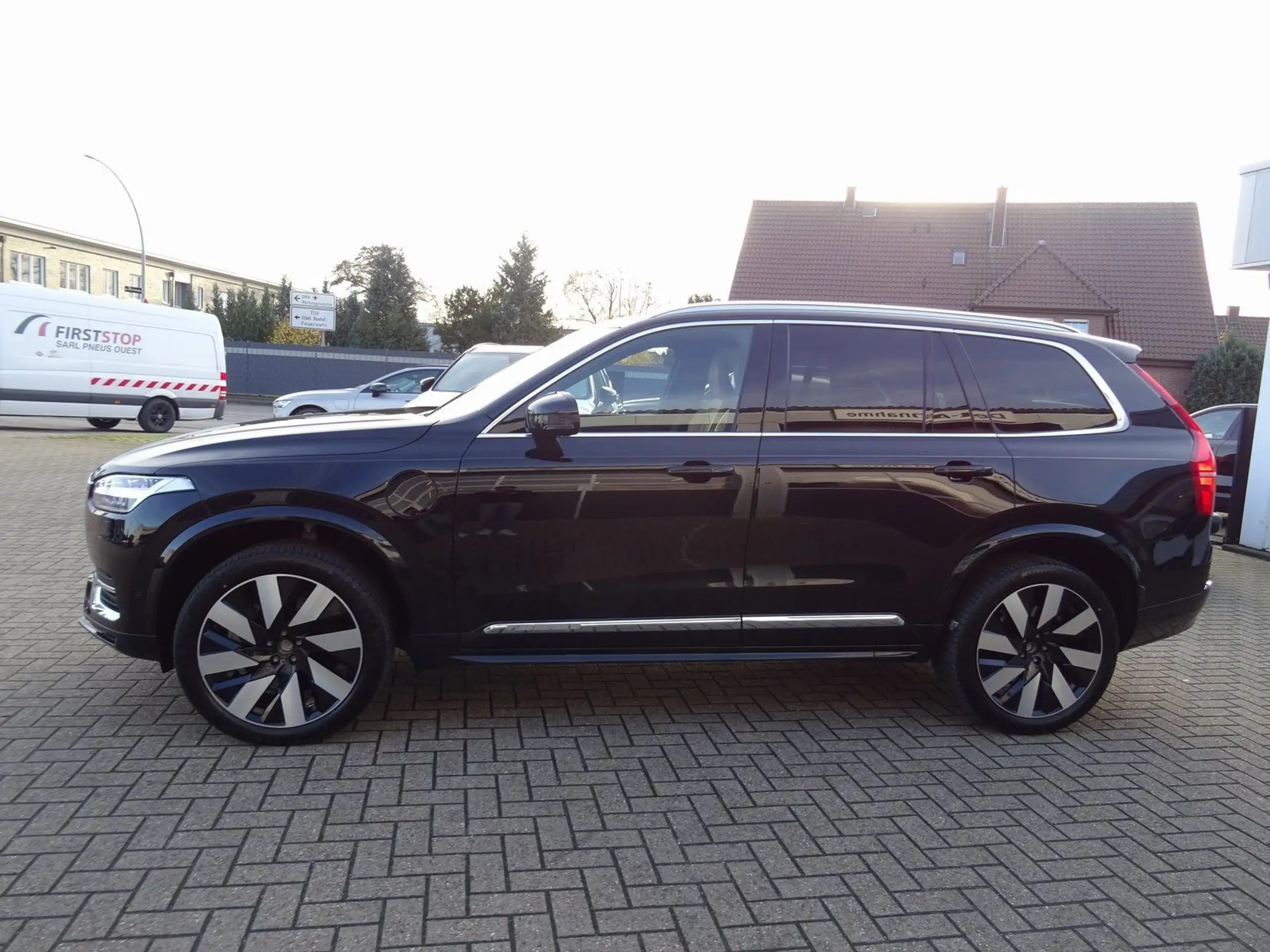 Volvo - XC90