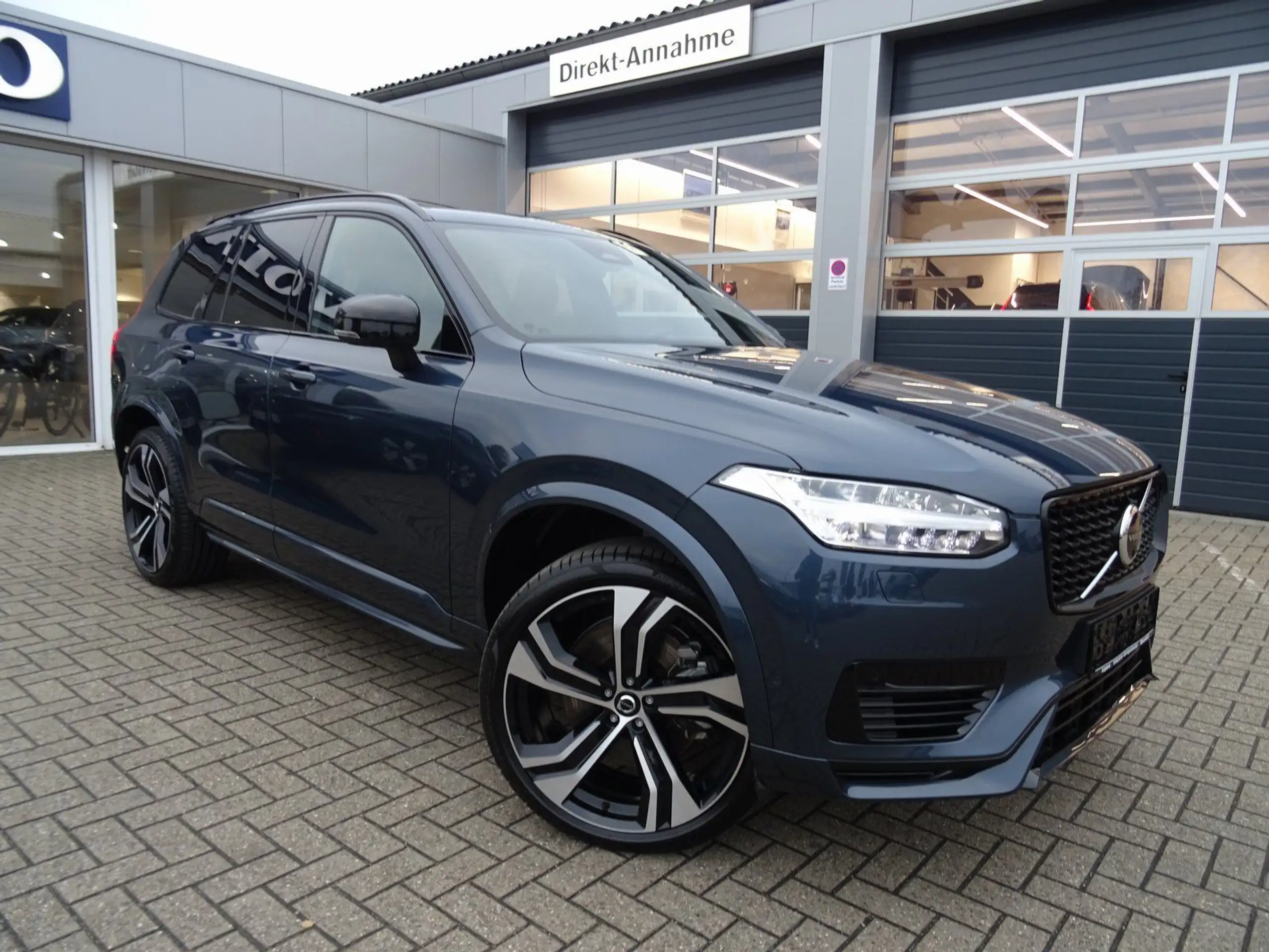 Volvo - XC90