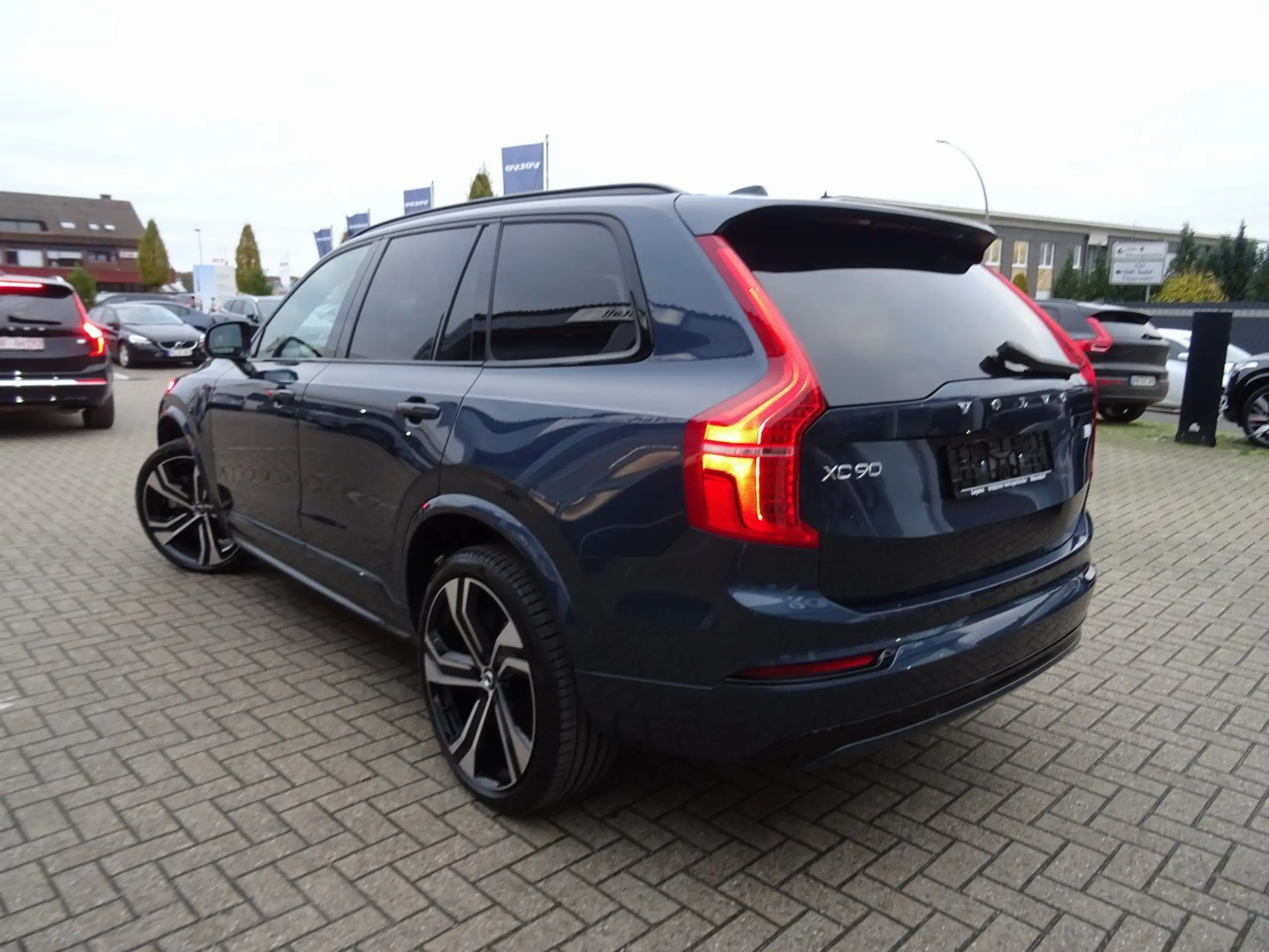 Volvo - XC90