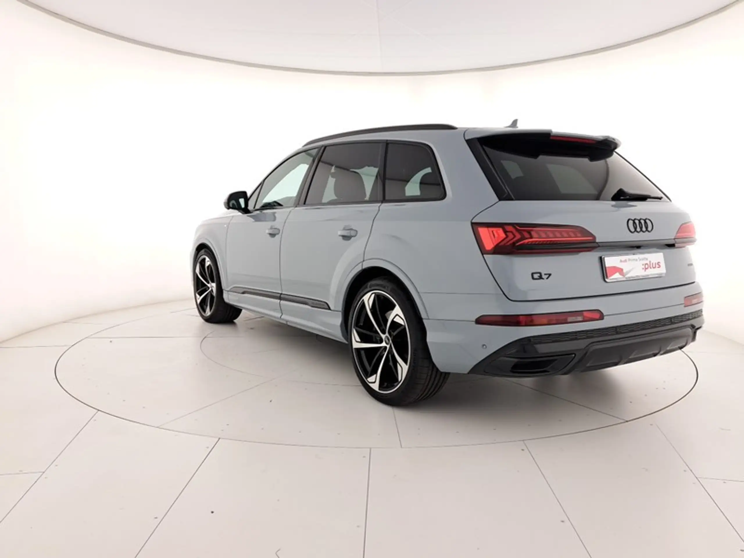 Audi - Q7