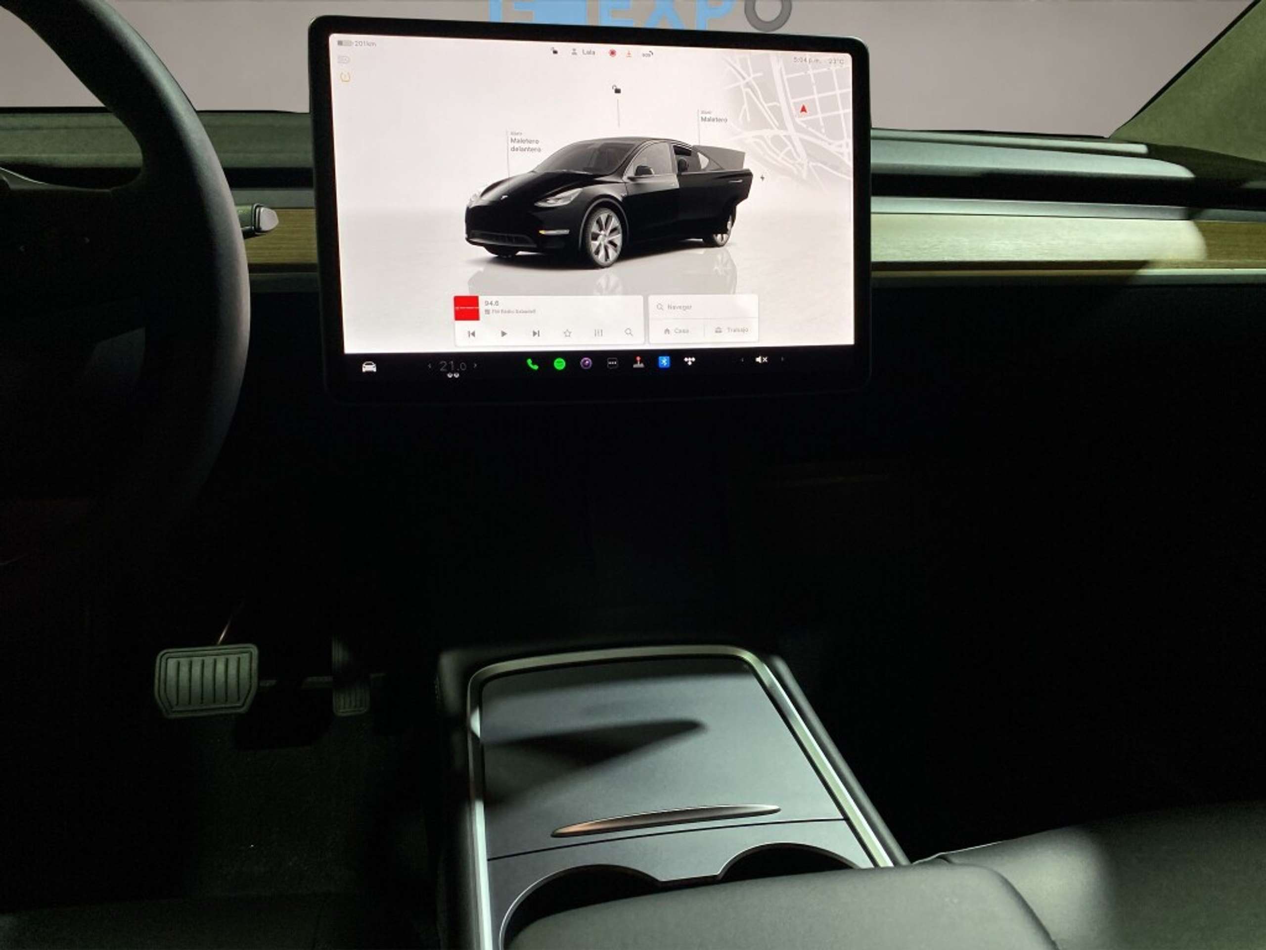 Tesla - Model Y