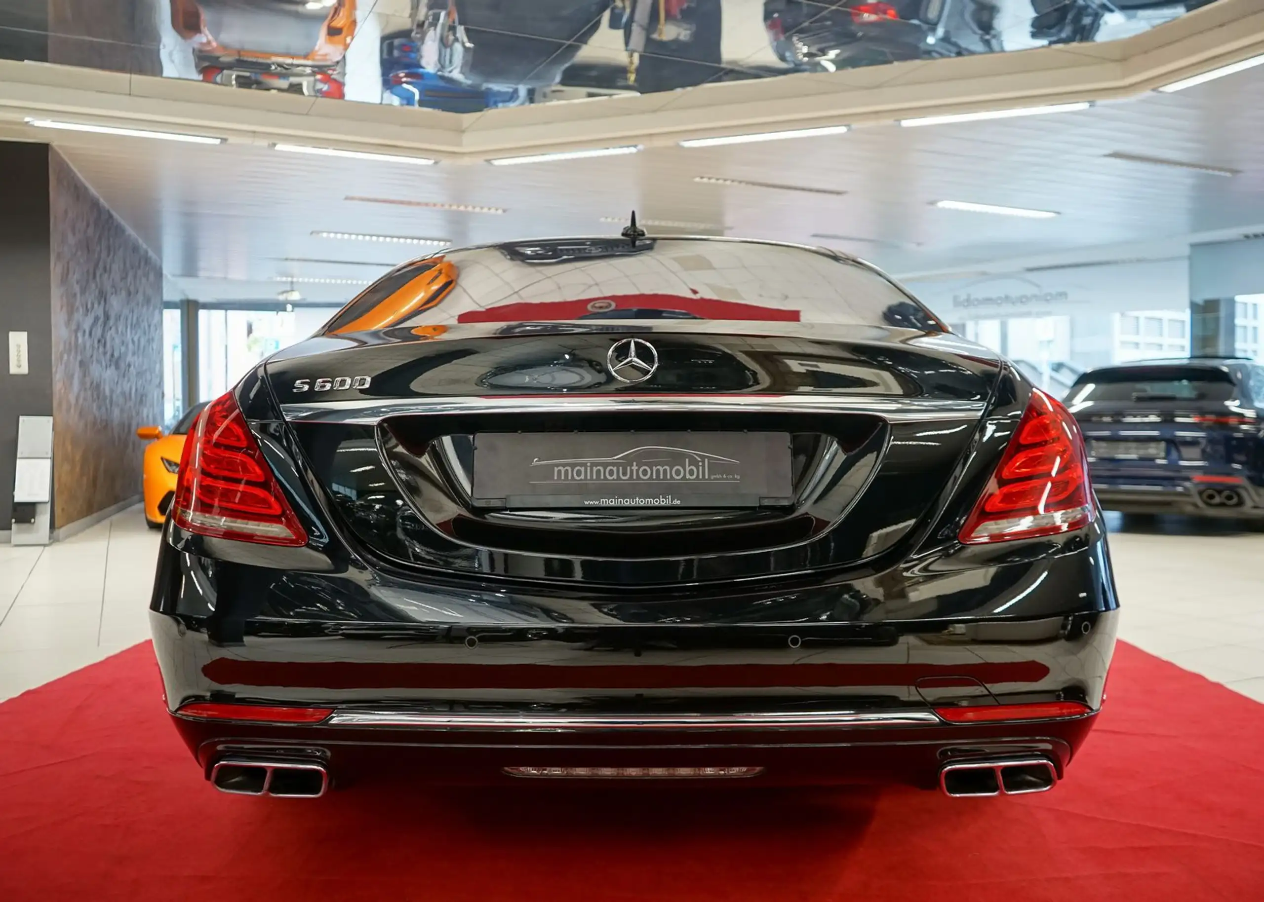 Mercedes-Benz - S 600