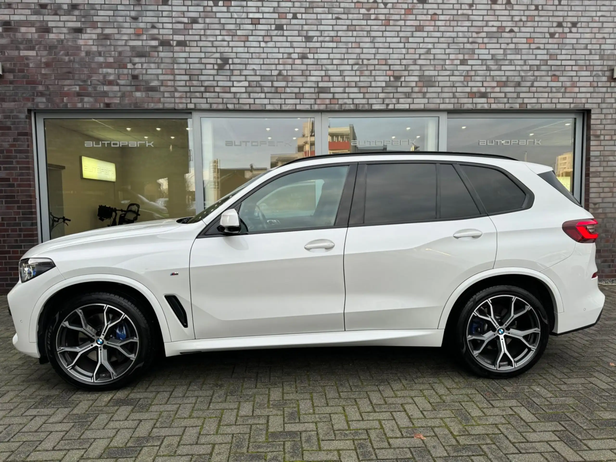 BMW - X5