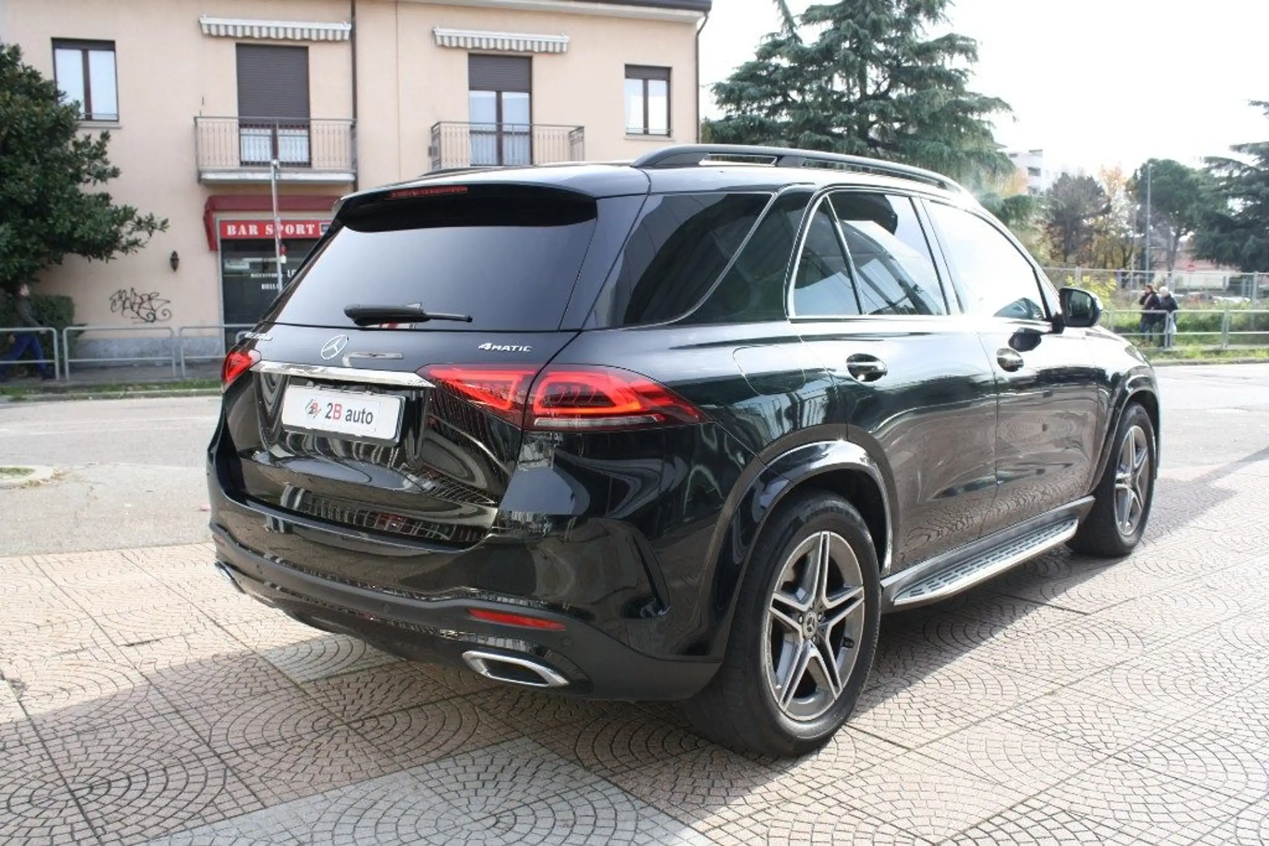 Mercedes-Benz - GLE 350