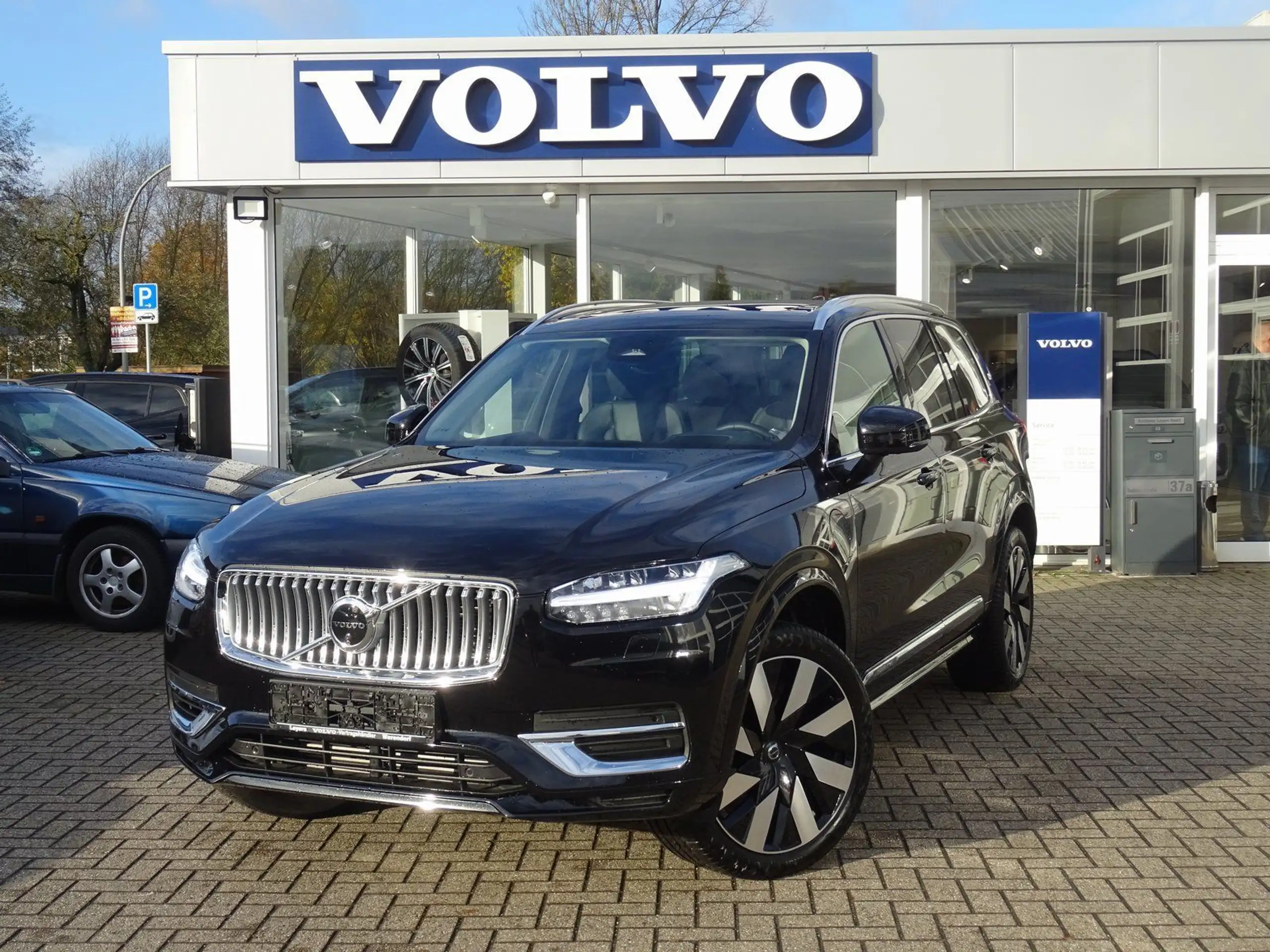 Volvo - XC90