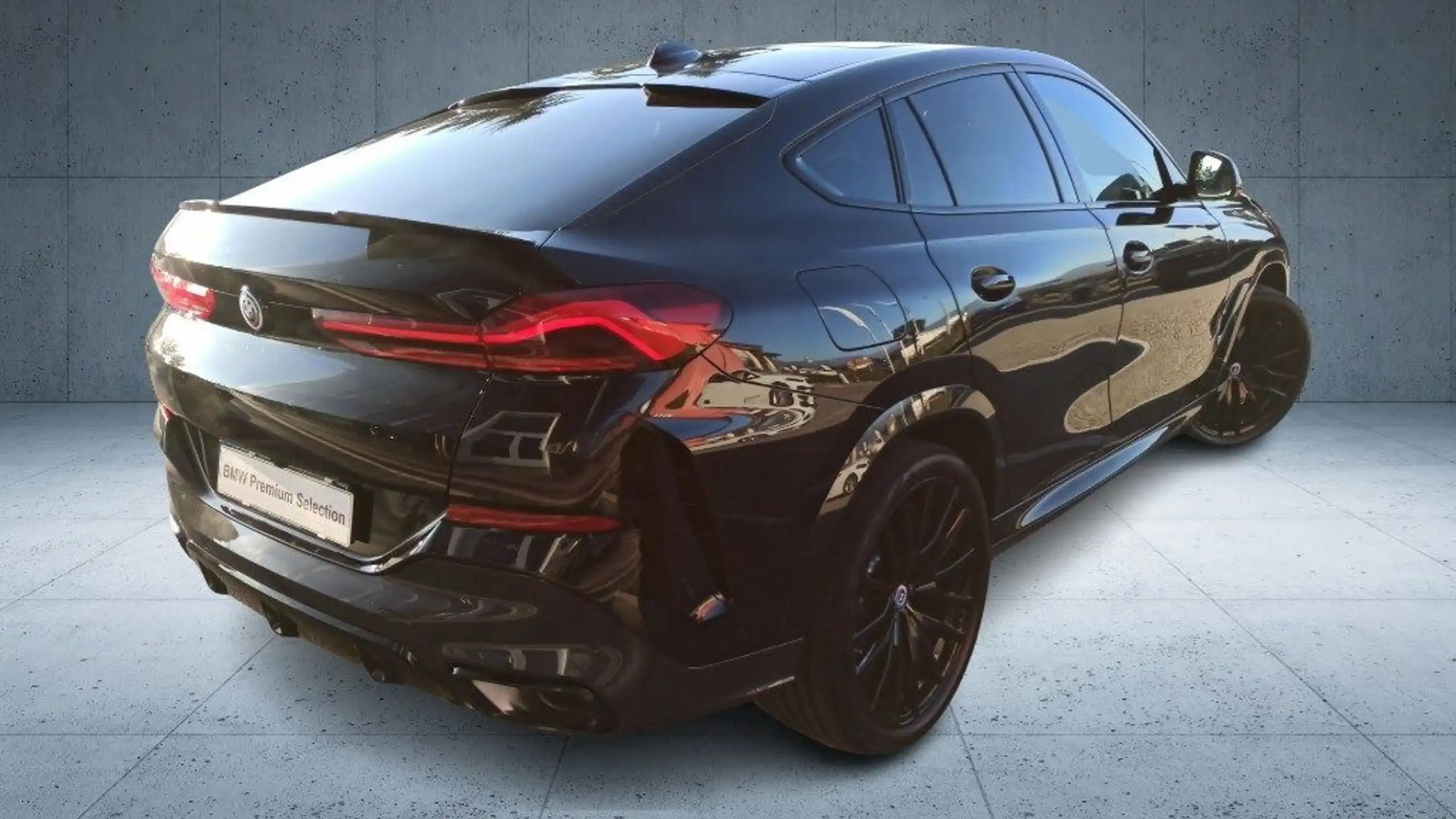 BMW - X6 M