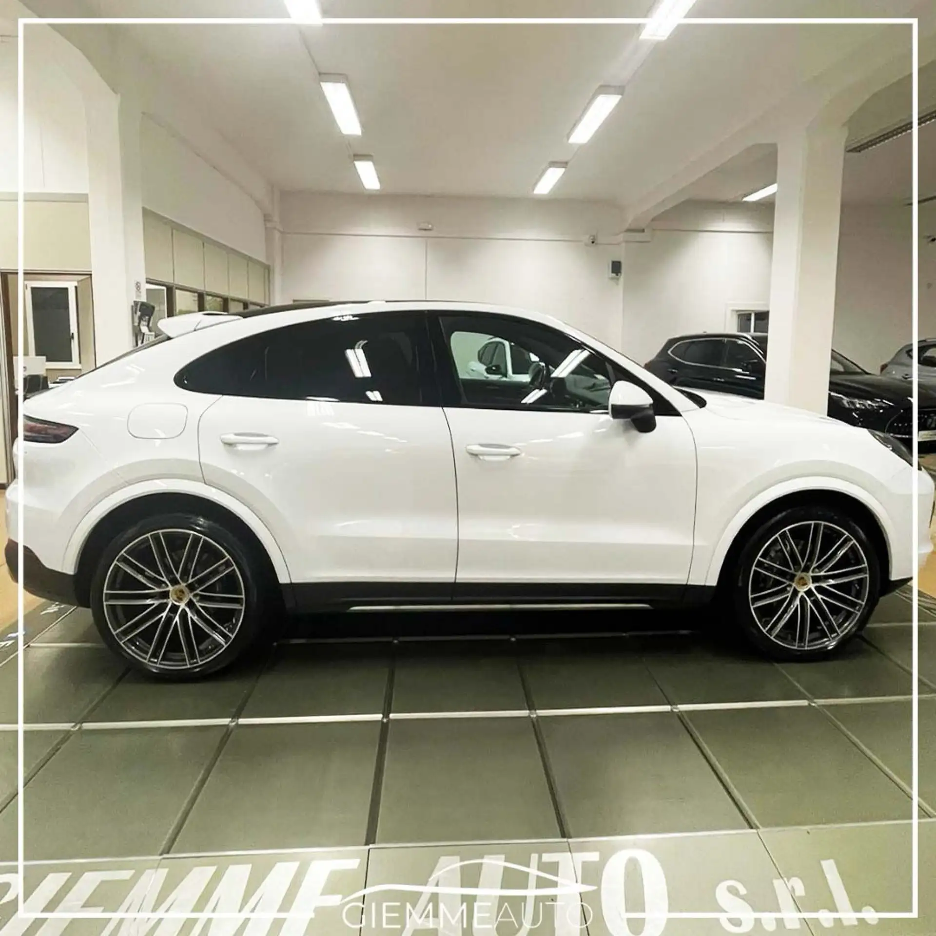 Porsche - Cayenne