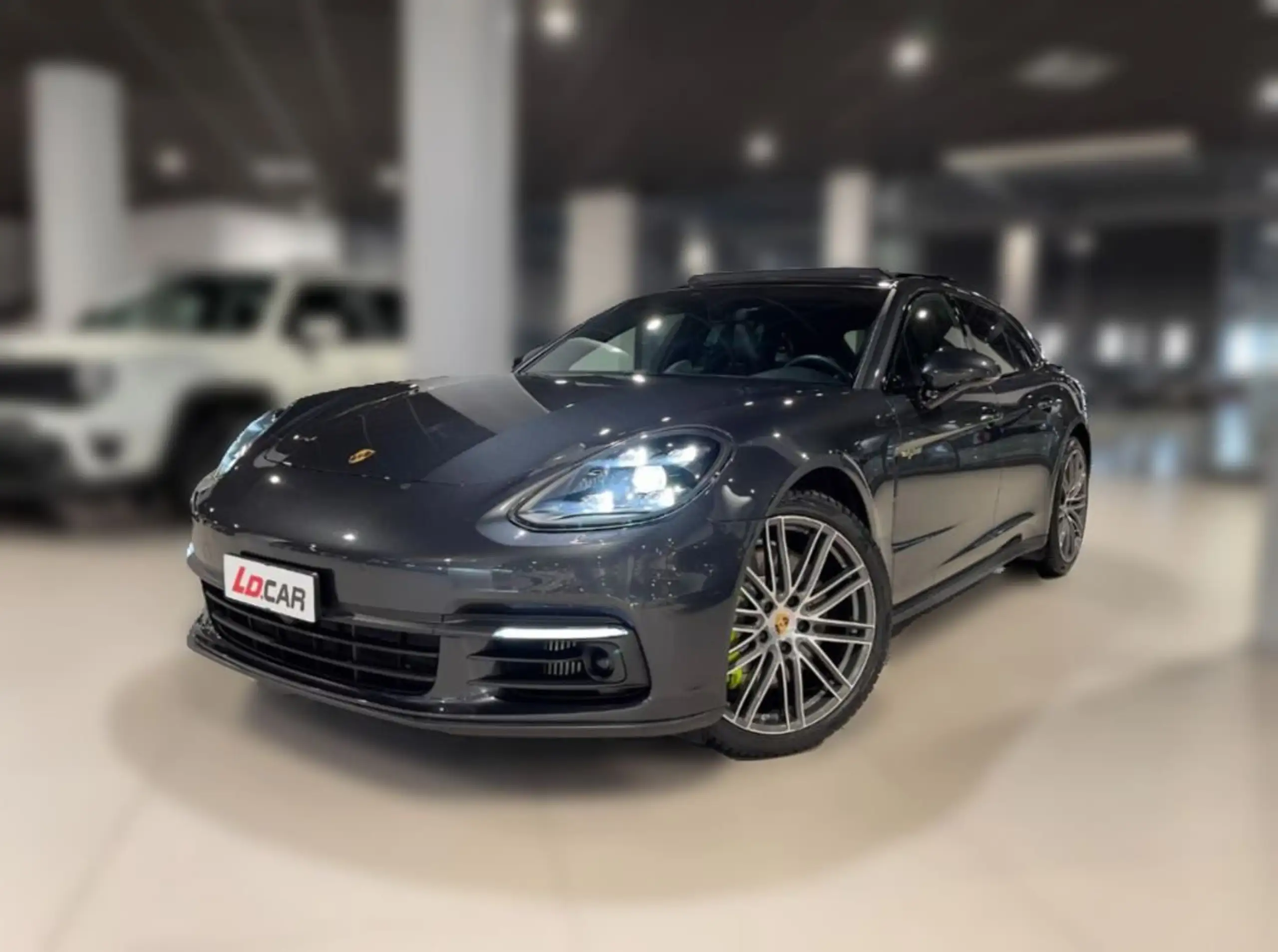 Porsche - Panamera