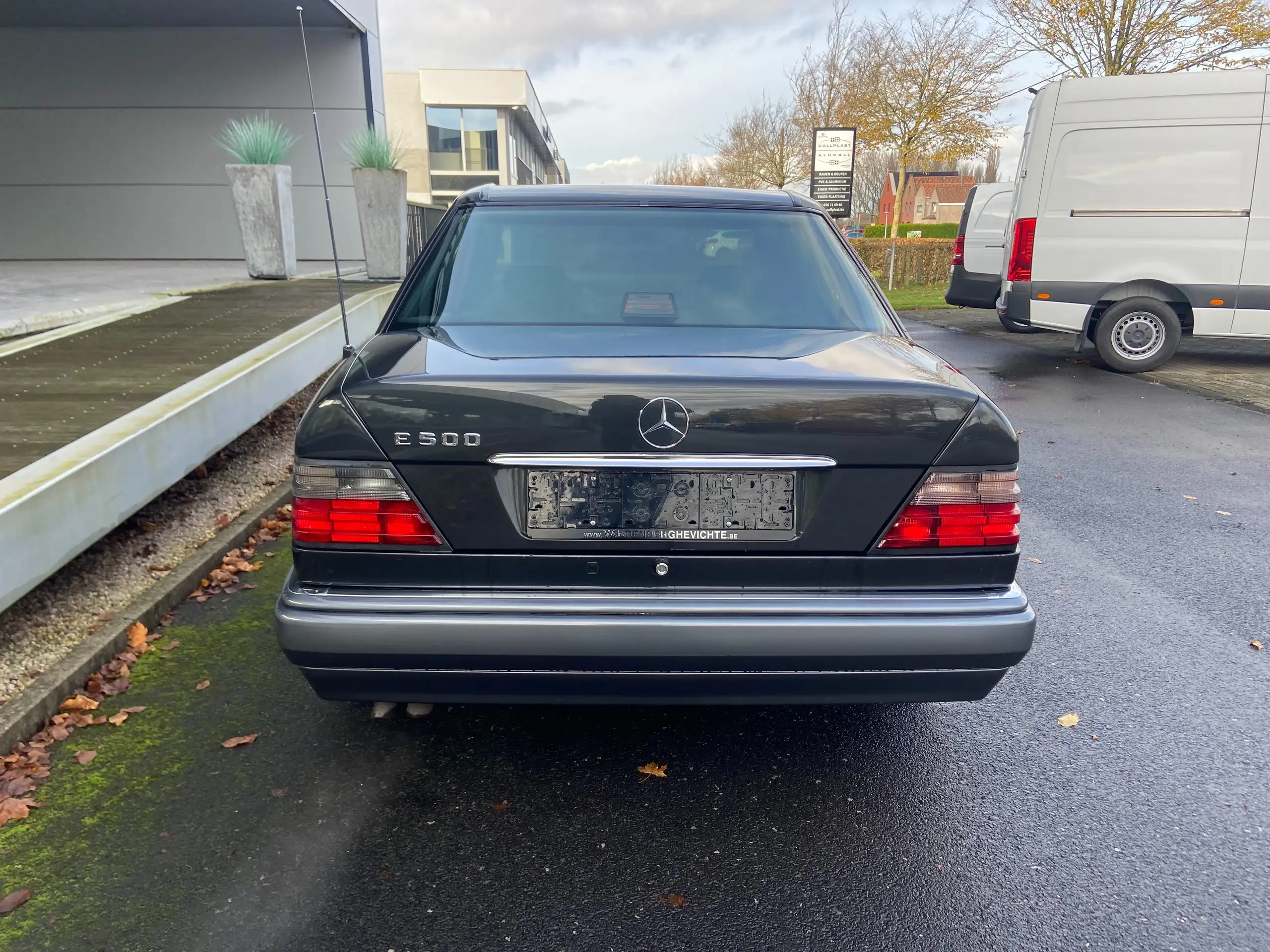 Mercedes-Benz - E 500