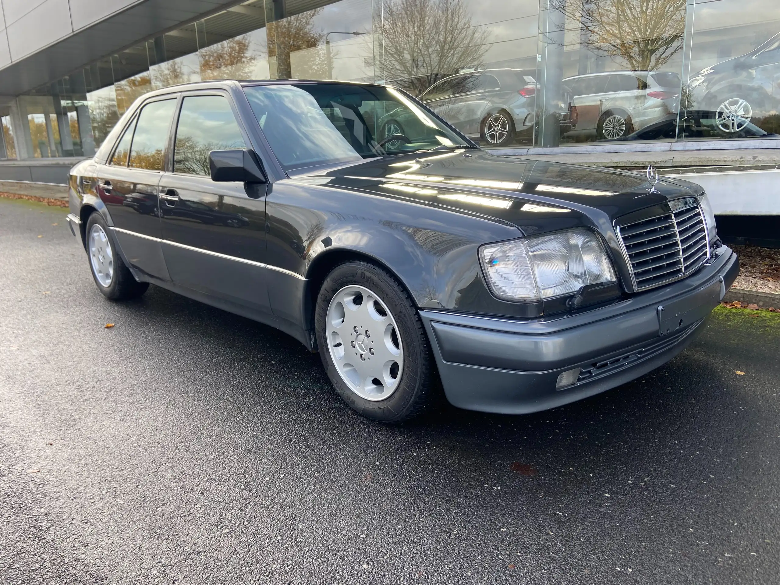 Mercedes-Benz - E 500