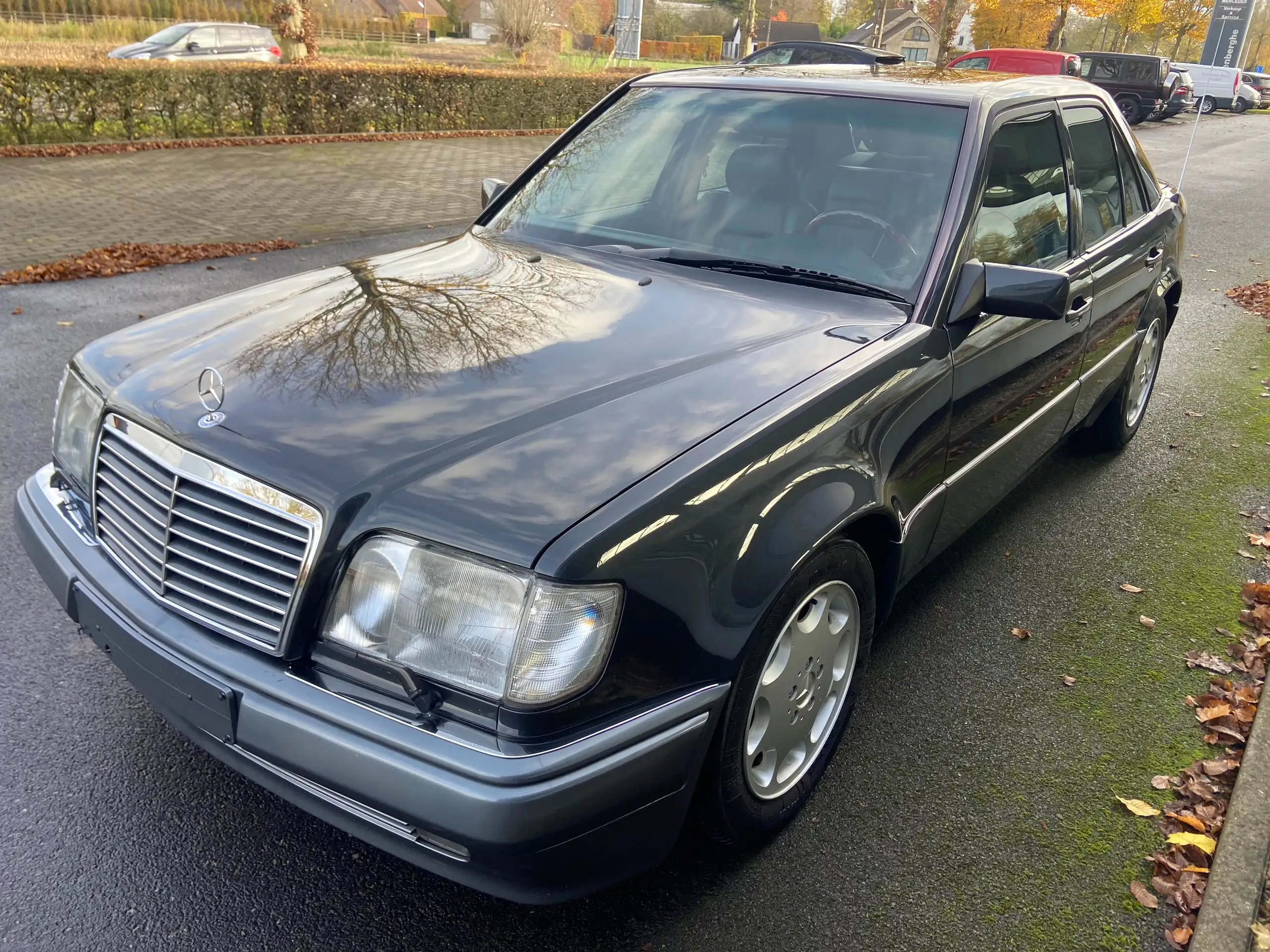 Mercedes-Benz - E 500