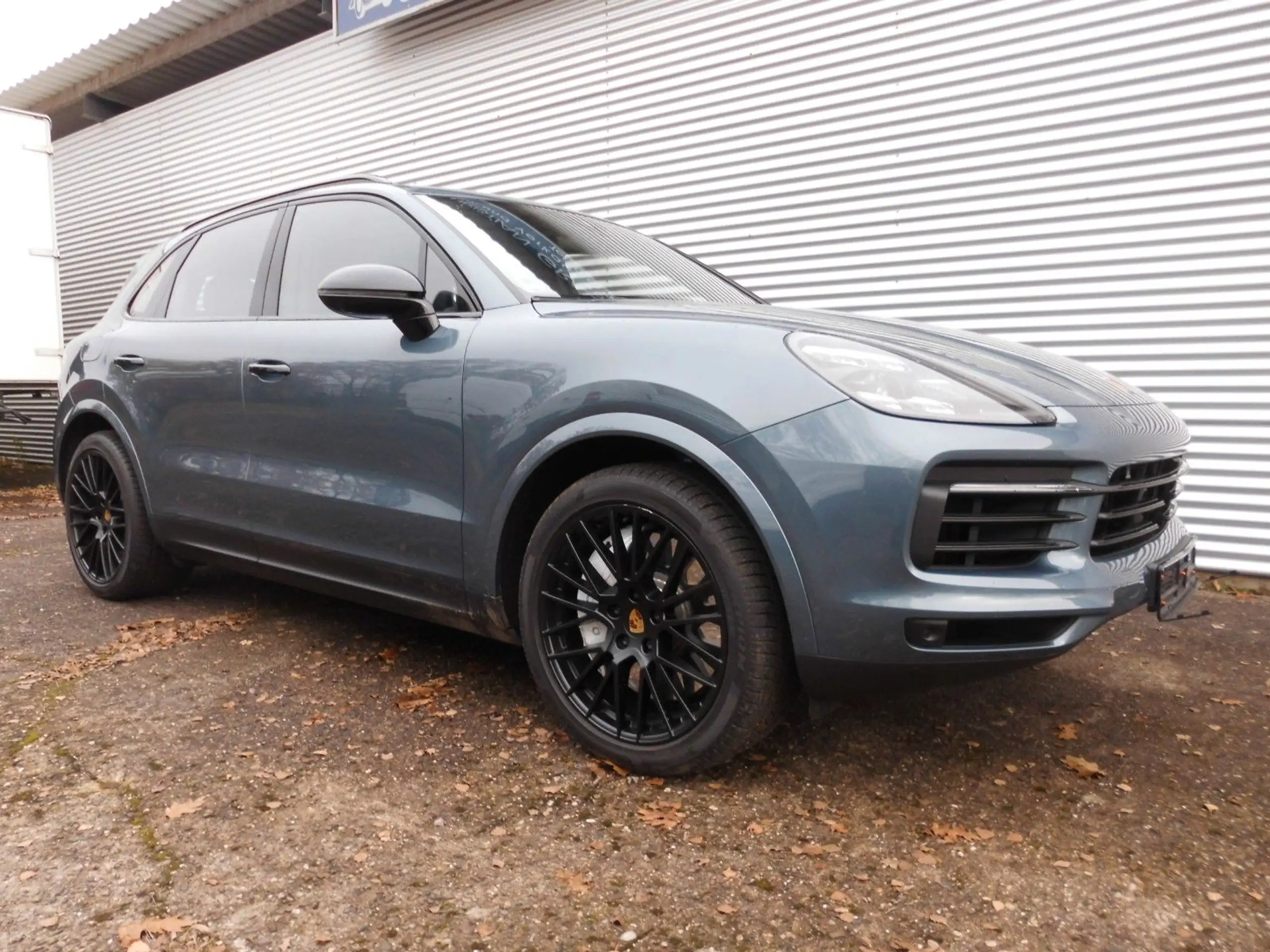 Porsche - Cayenne