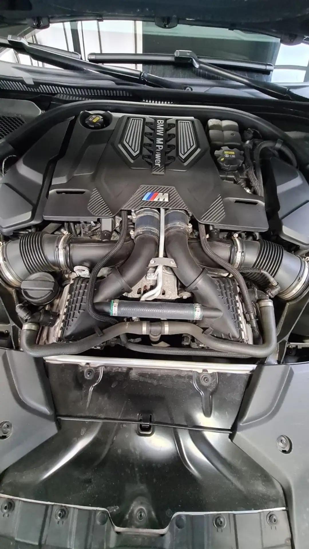 BMW - M5