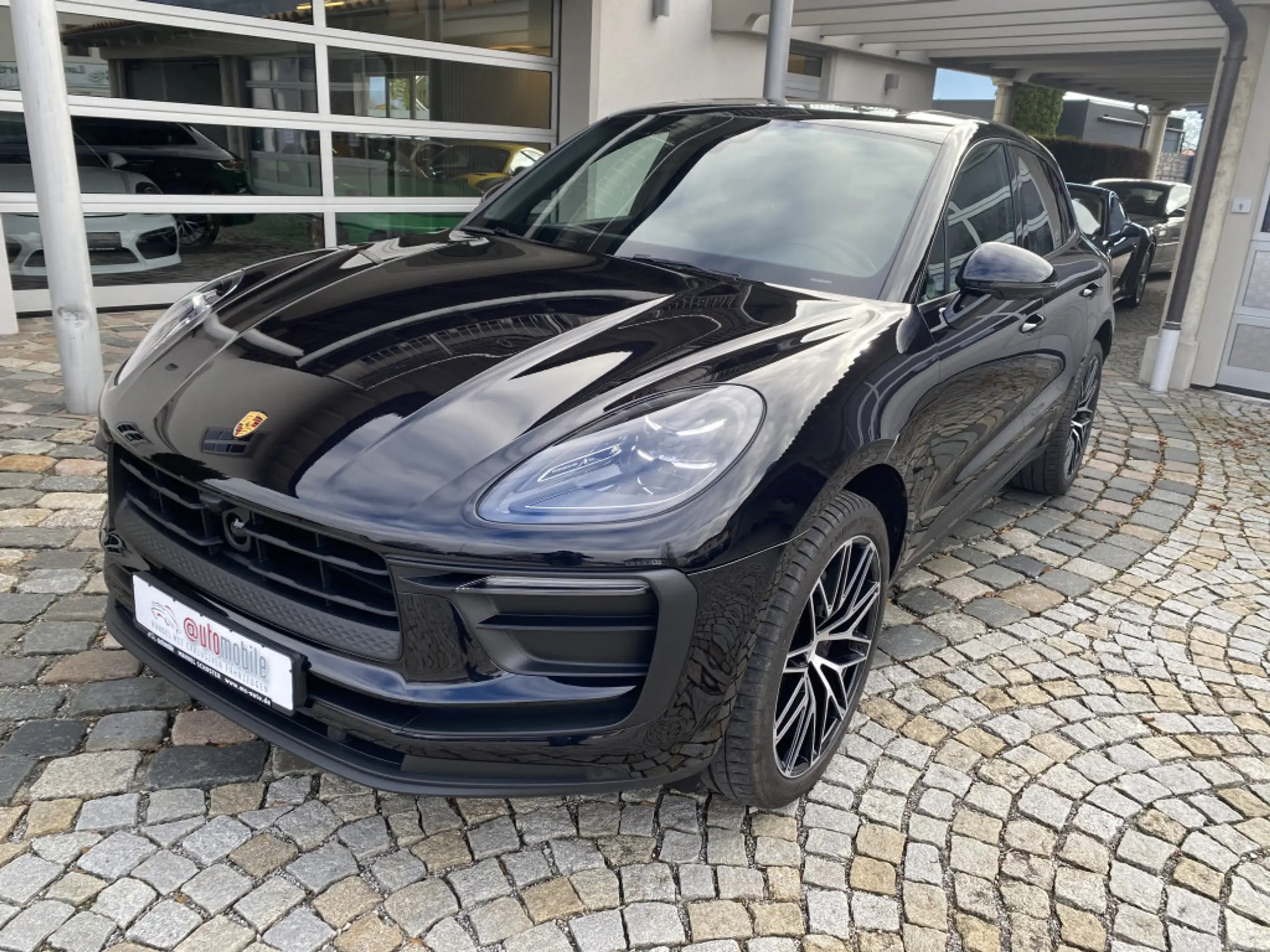 Porsche - Macan