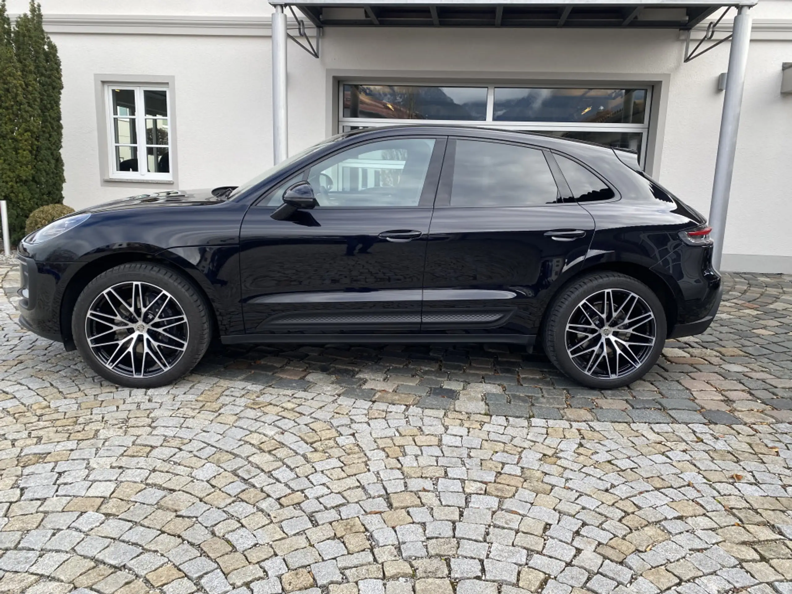 Porsche - Macan