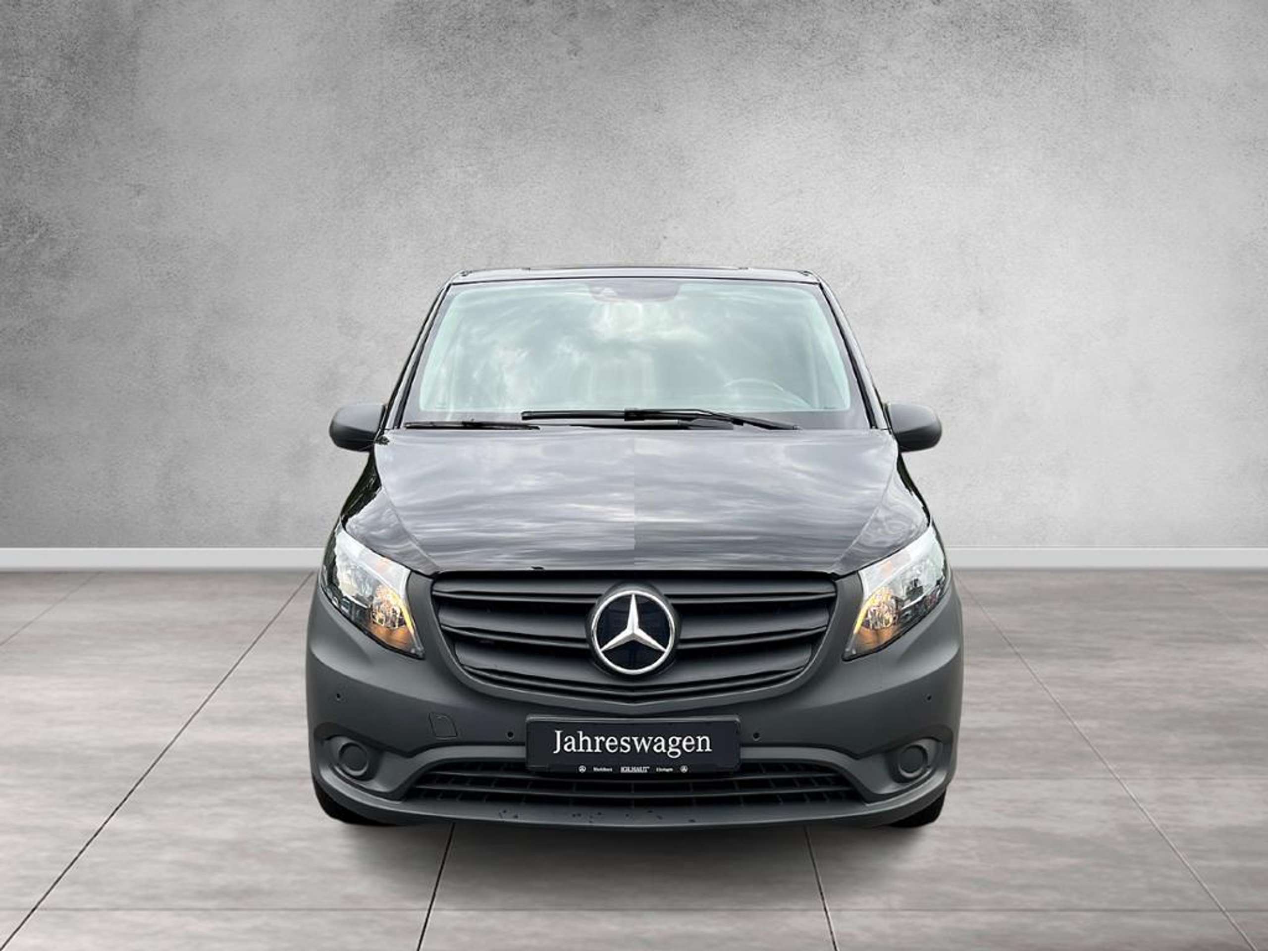 Mercedes-Benz - Vito