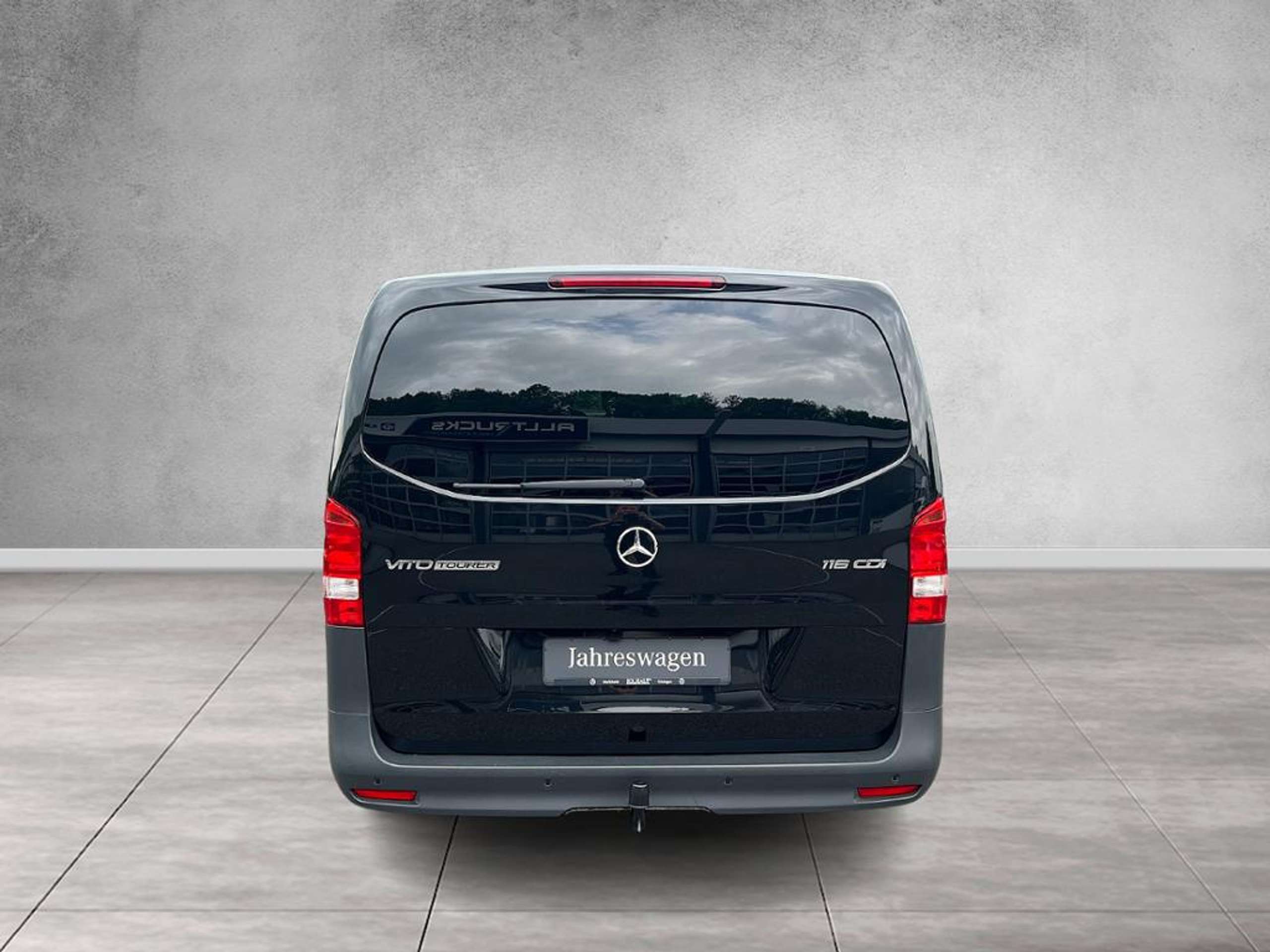 Mercedes-Benz - Vito