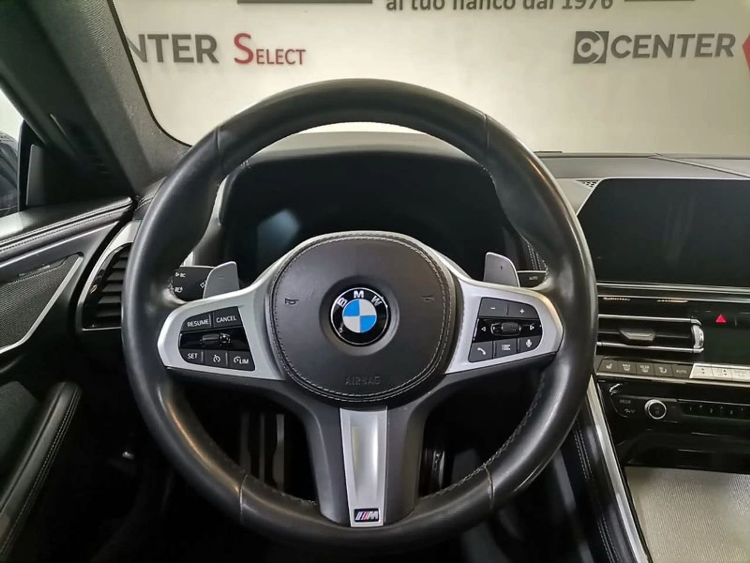 BMW - 840