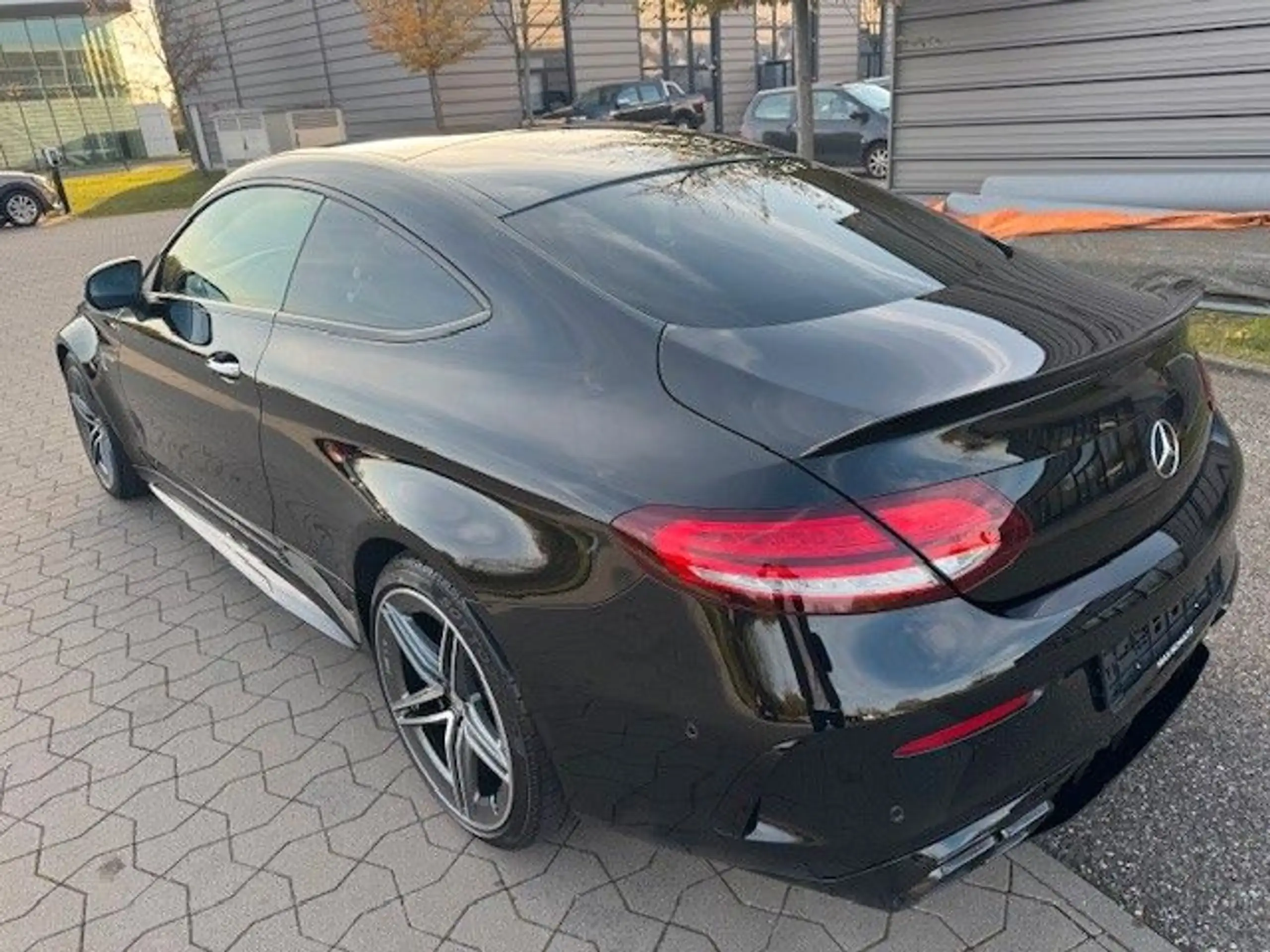 Mercedes-Benz - C 63 AMG