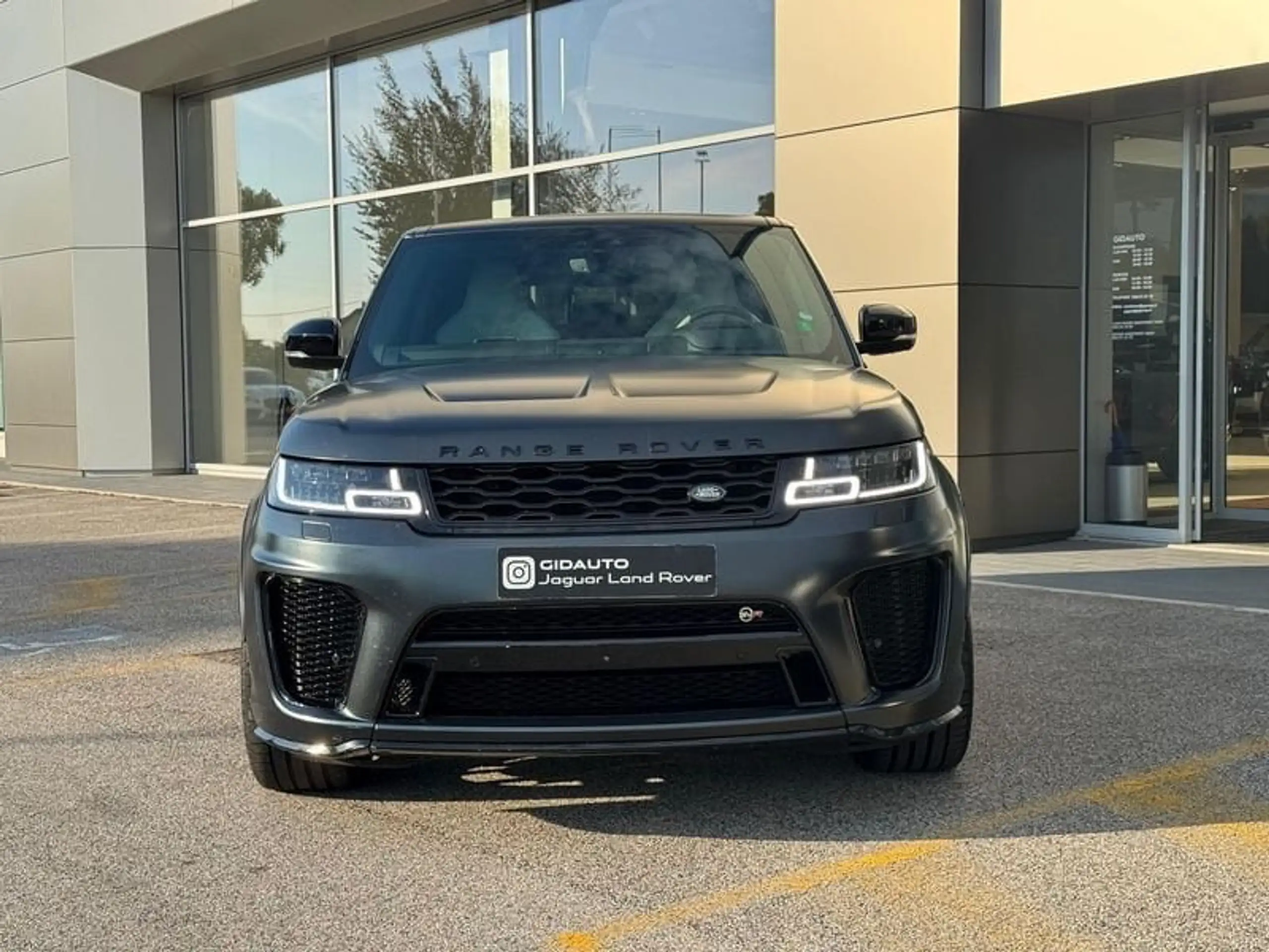 Land Rover - Range Rover Sport