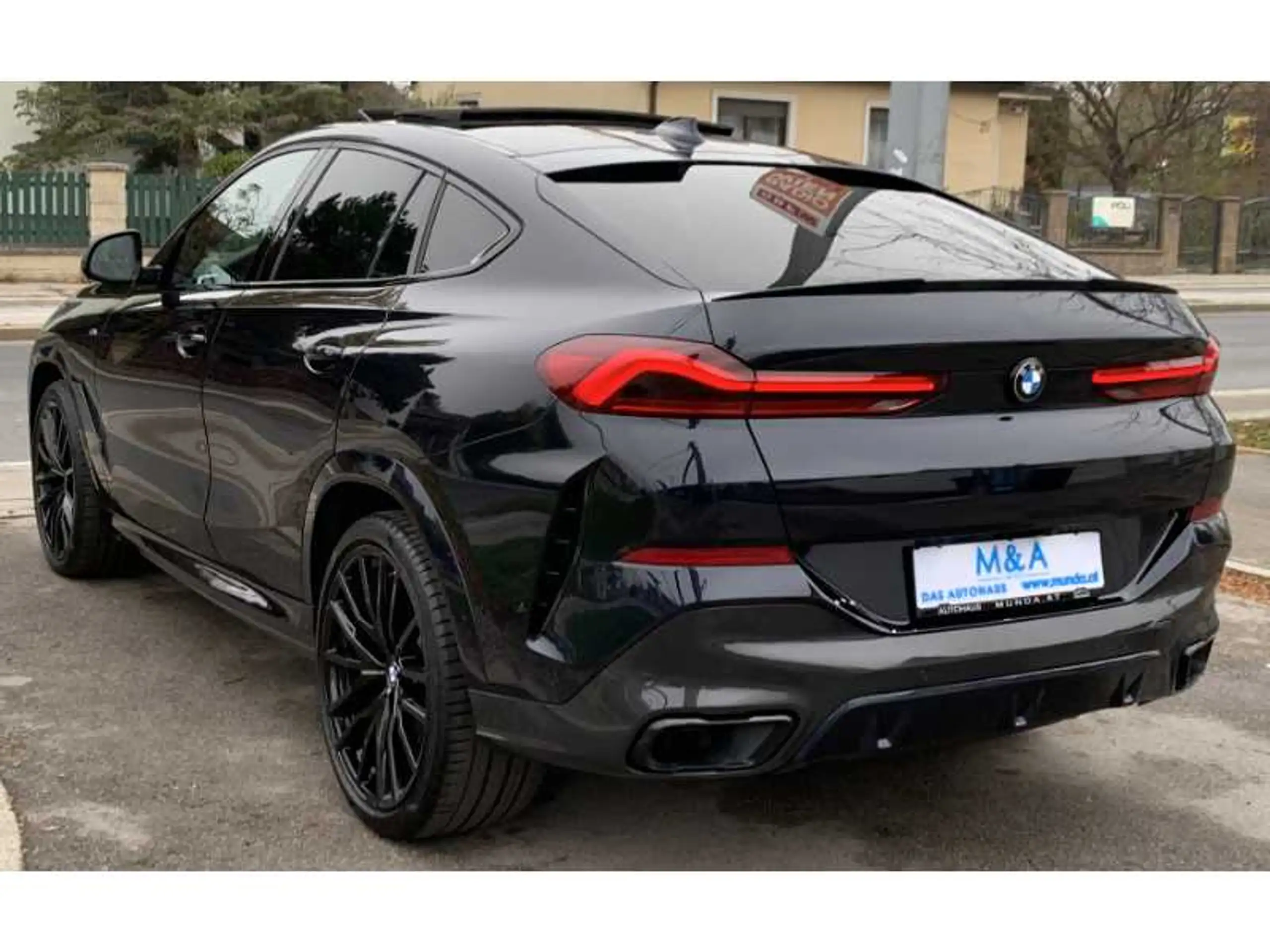 BMW - X6