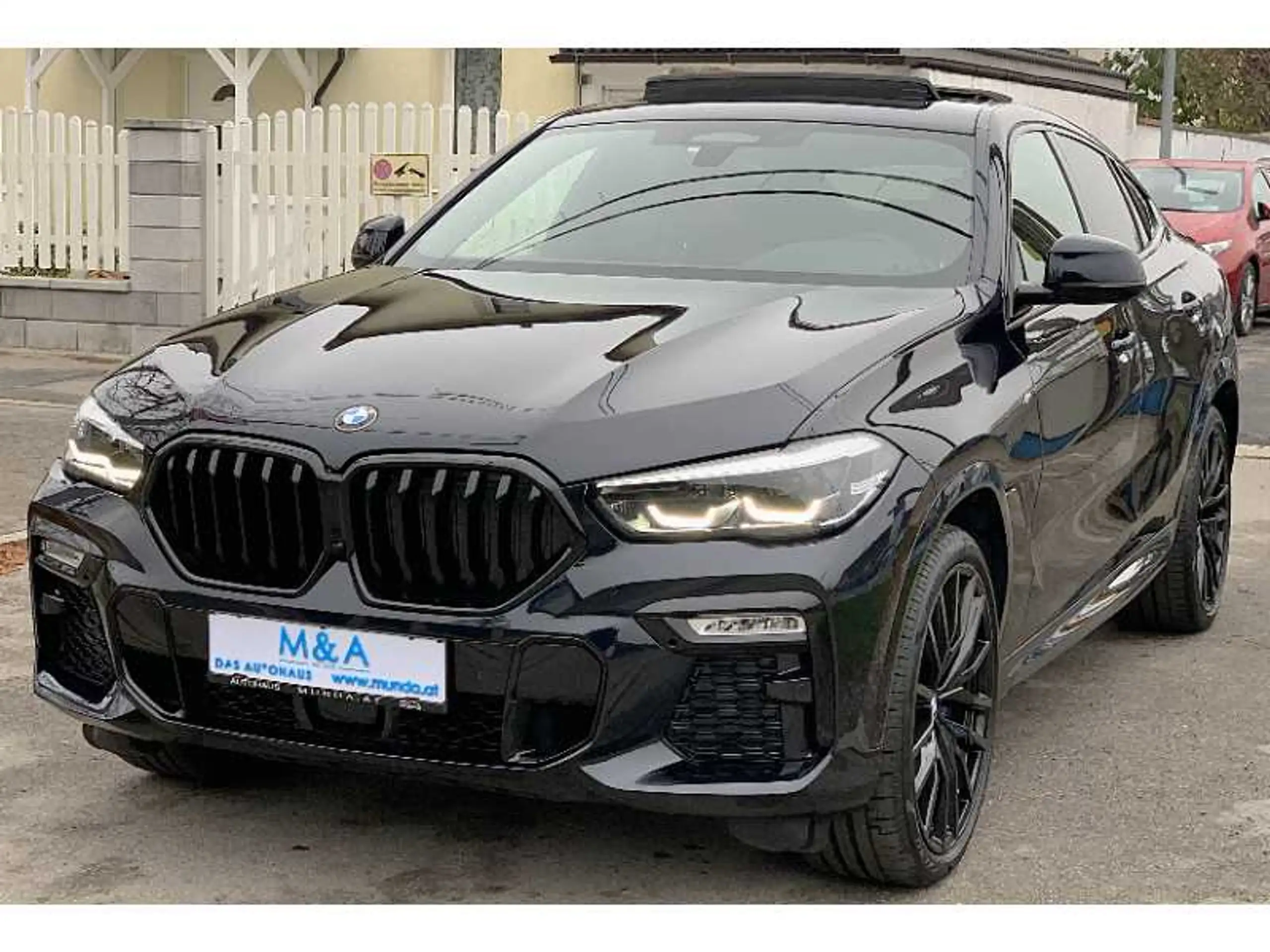 BMW - X6