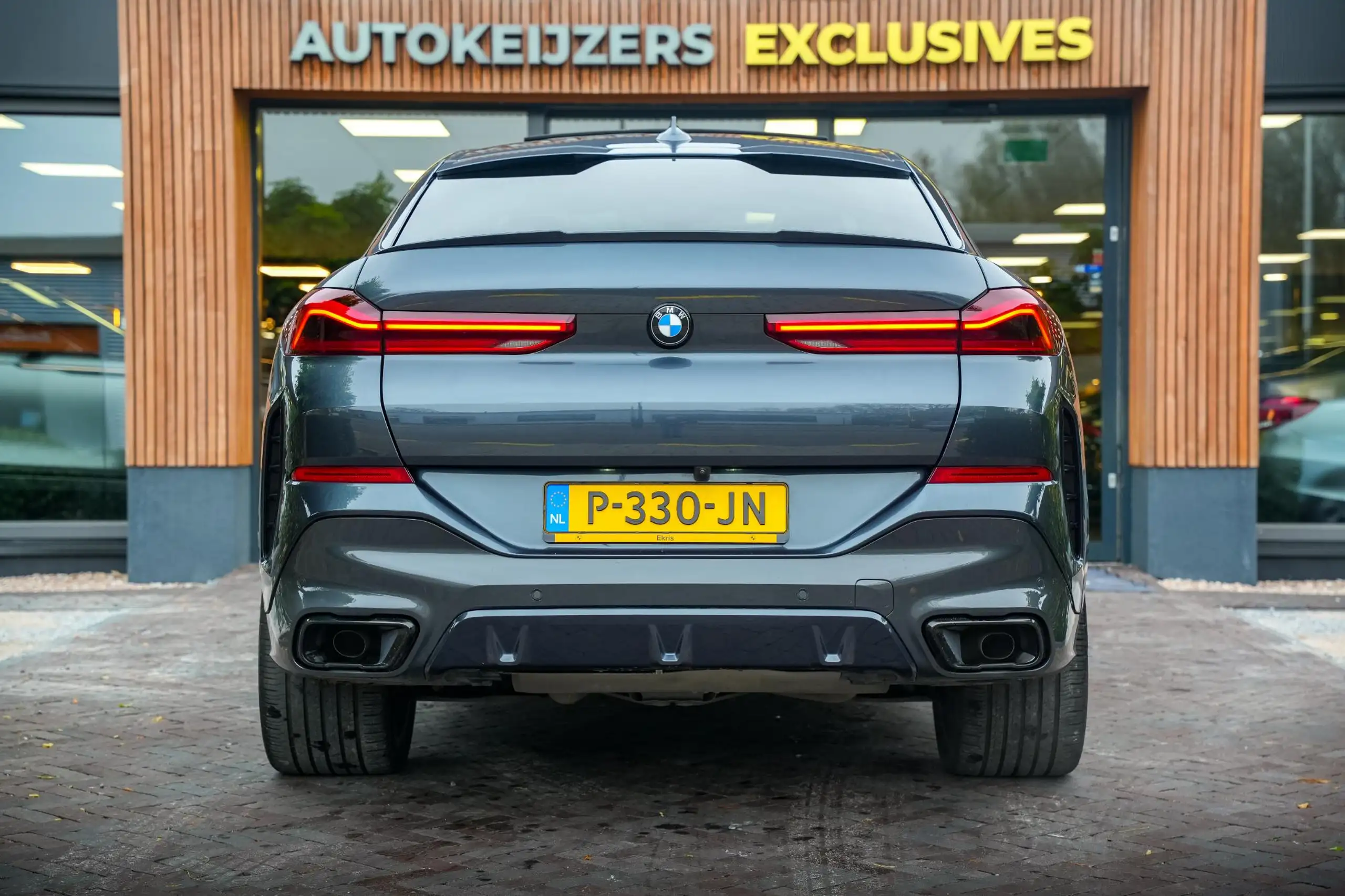 BMW - X6