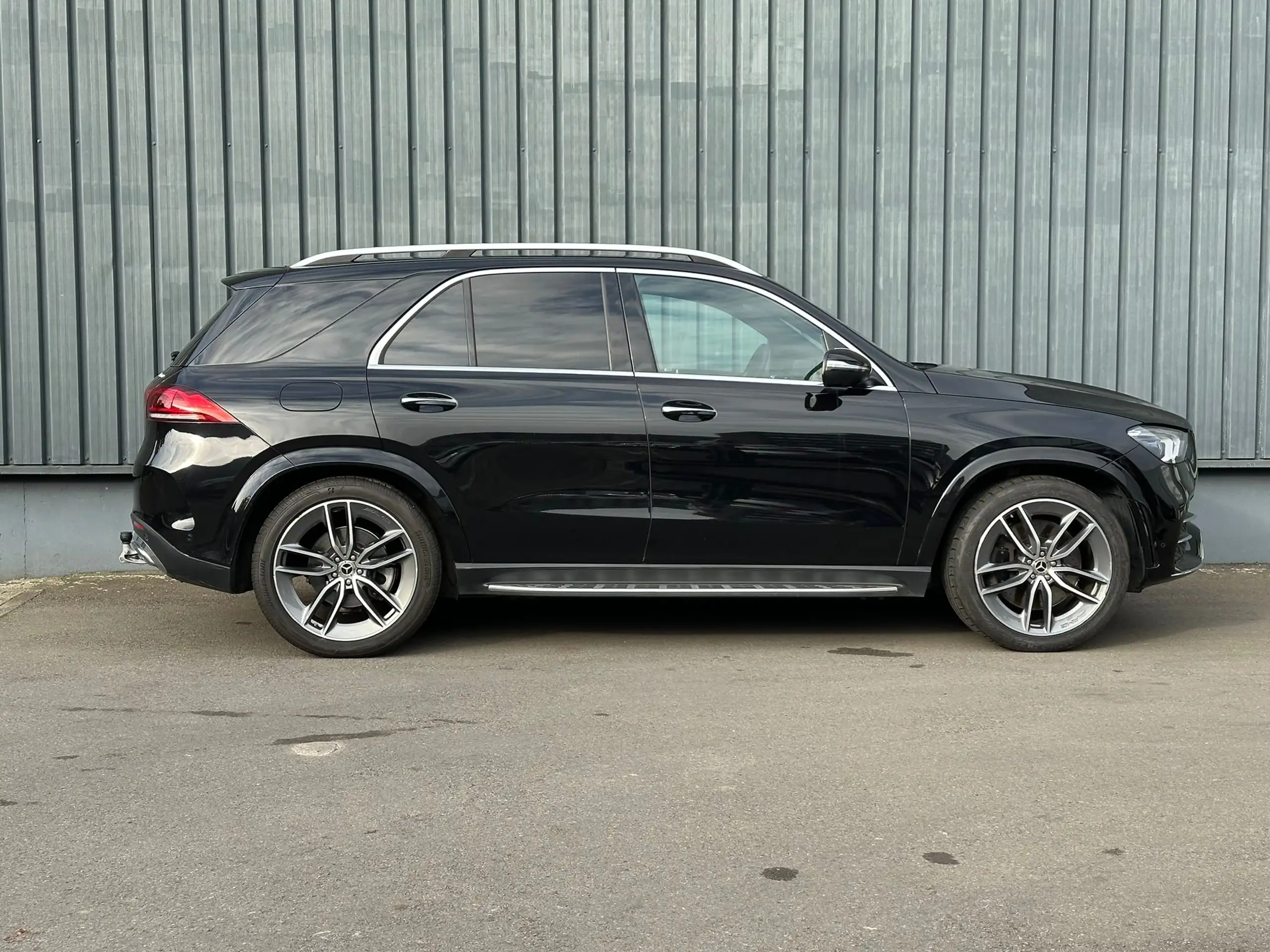 Mercedes-Benz - GLE 350