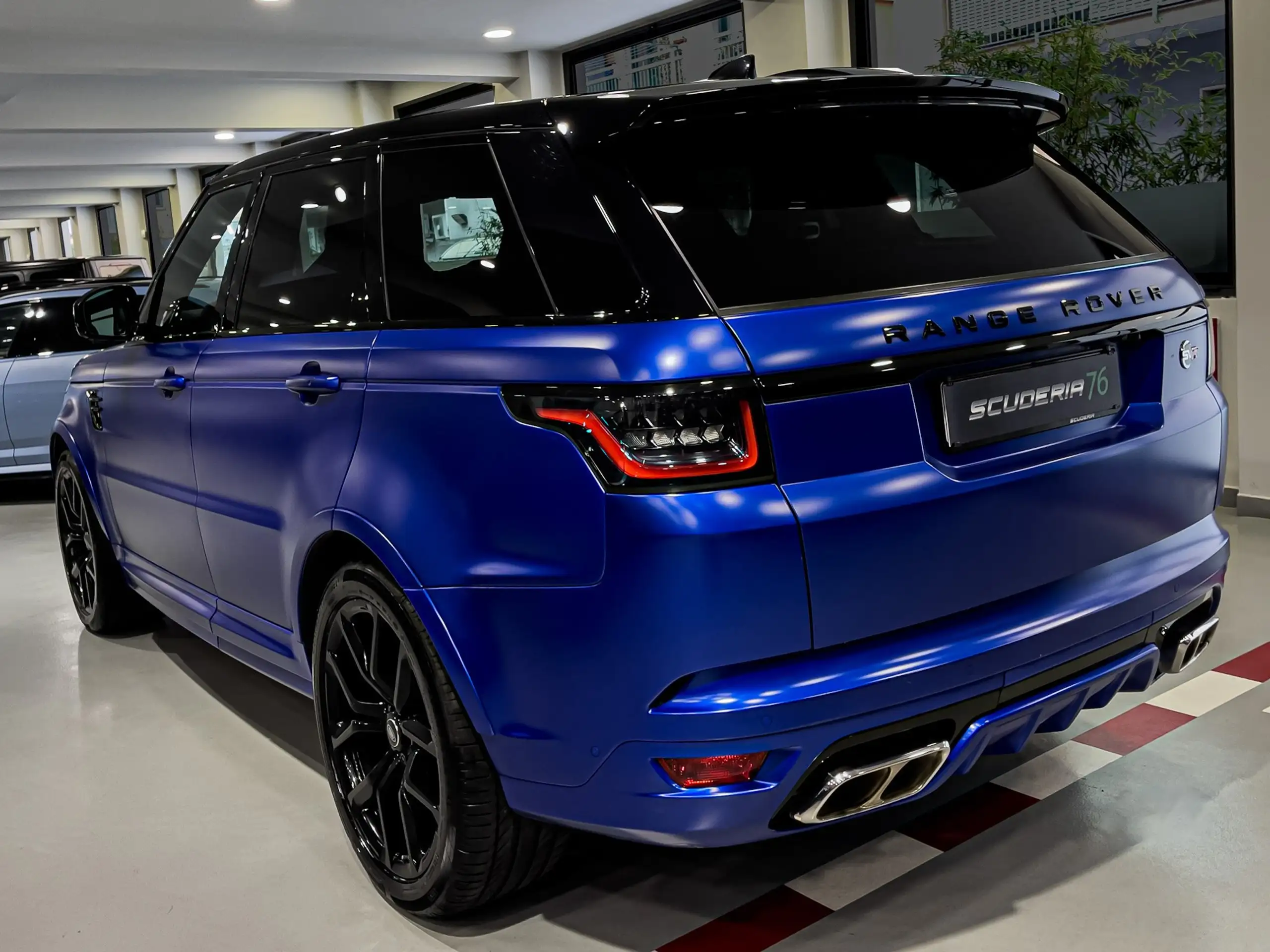 Land Rover - Range Rover Sport