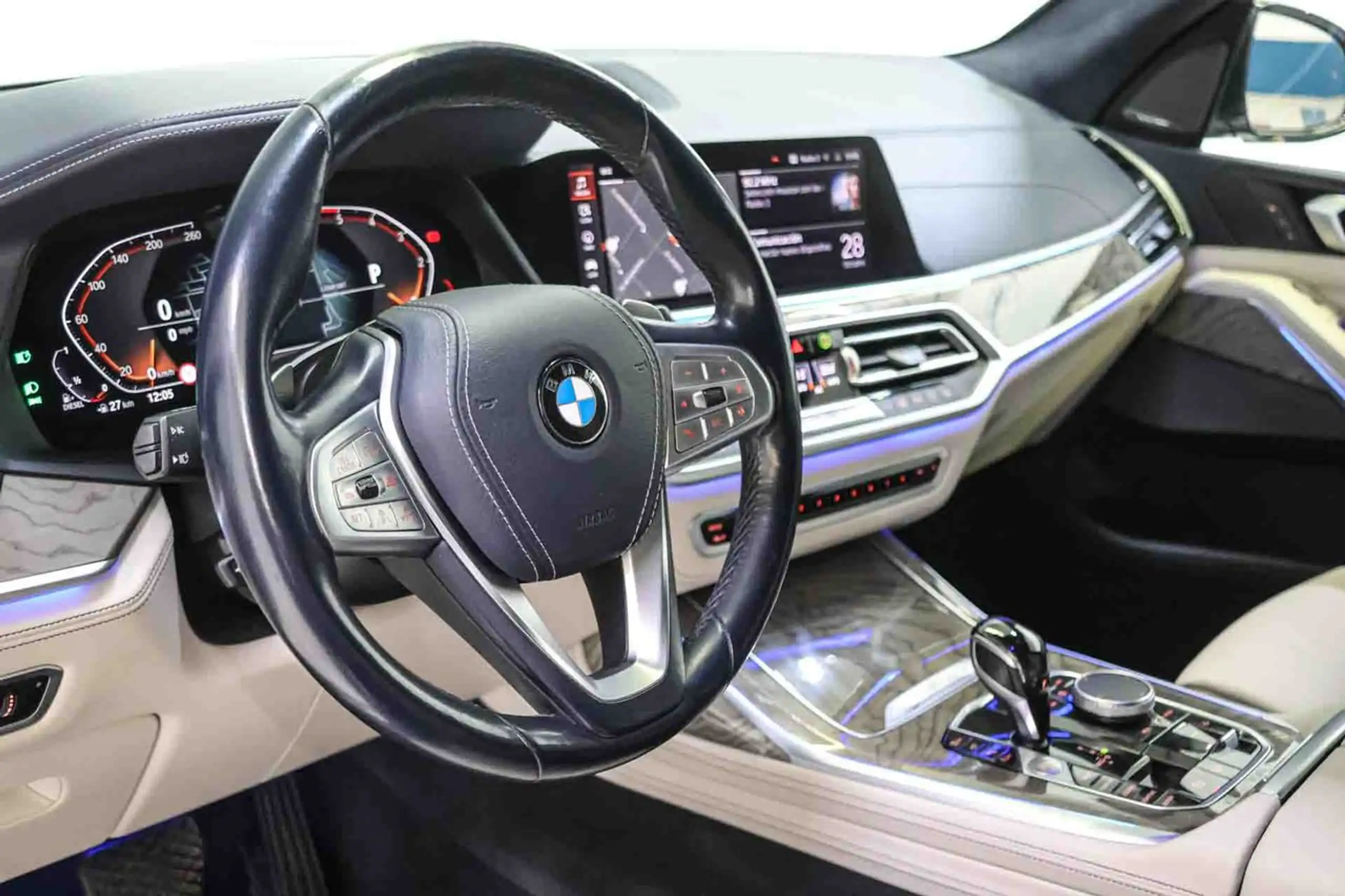 BMW - X7