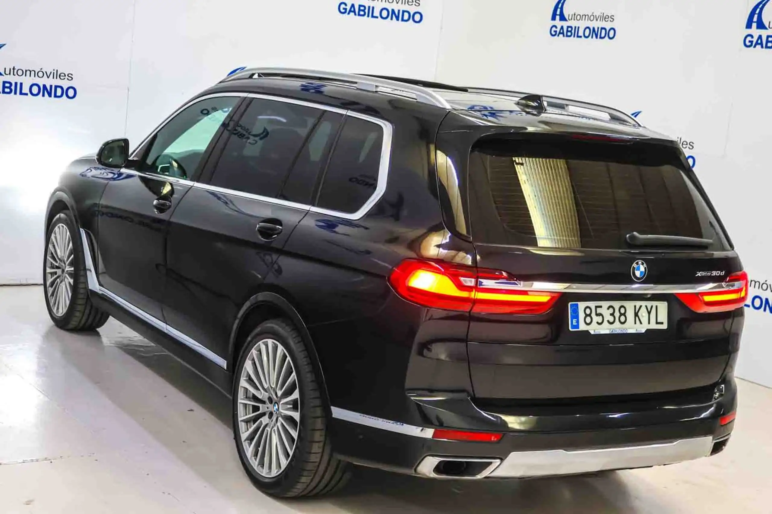 BMW - X7