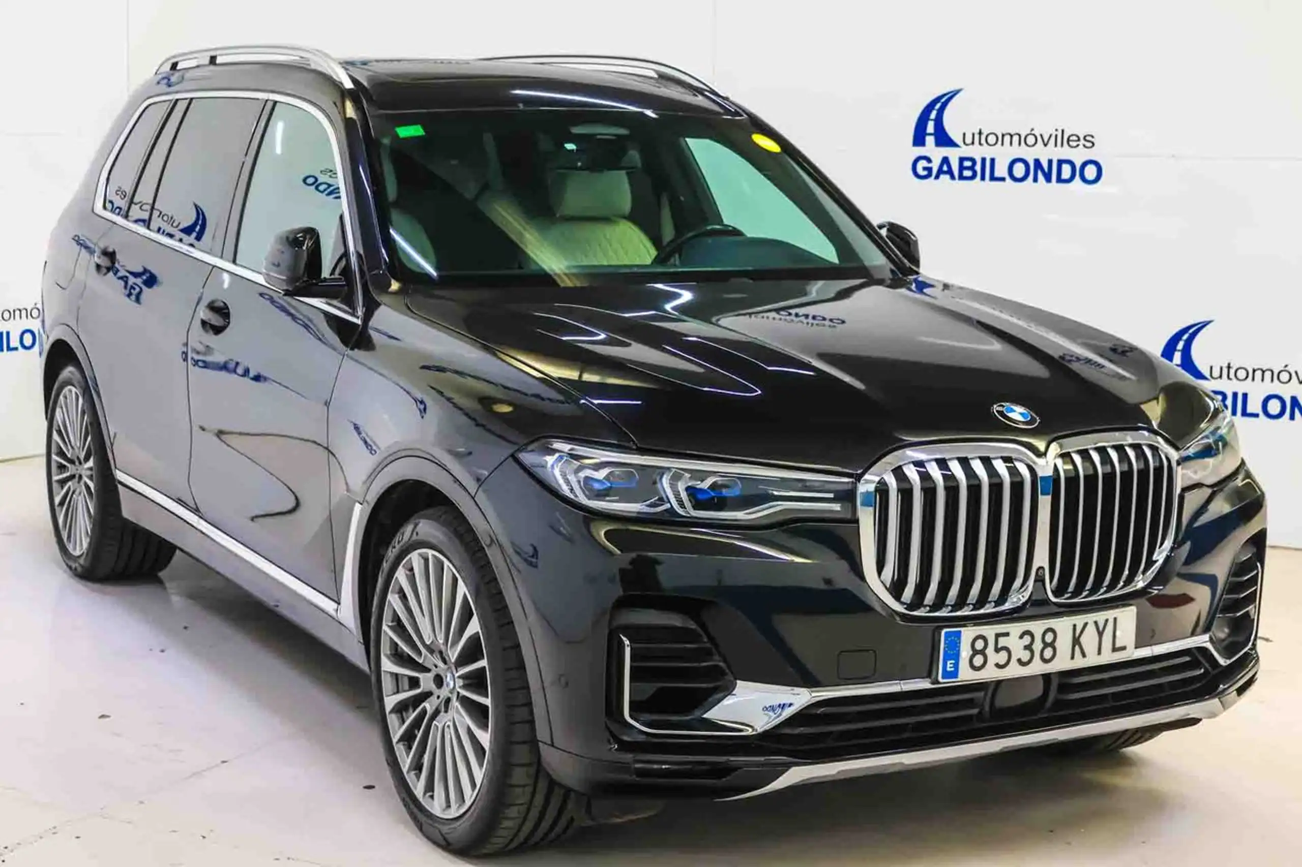 BMW - X7