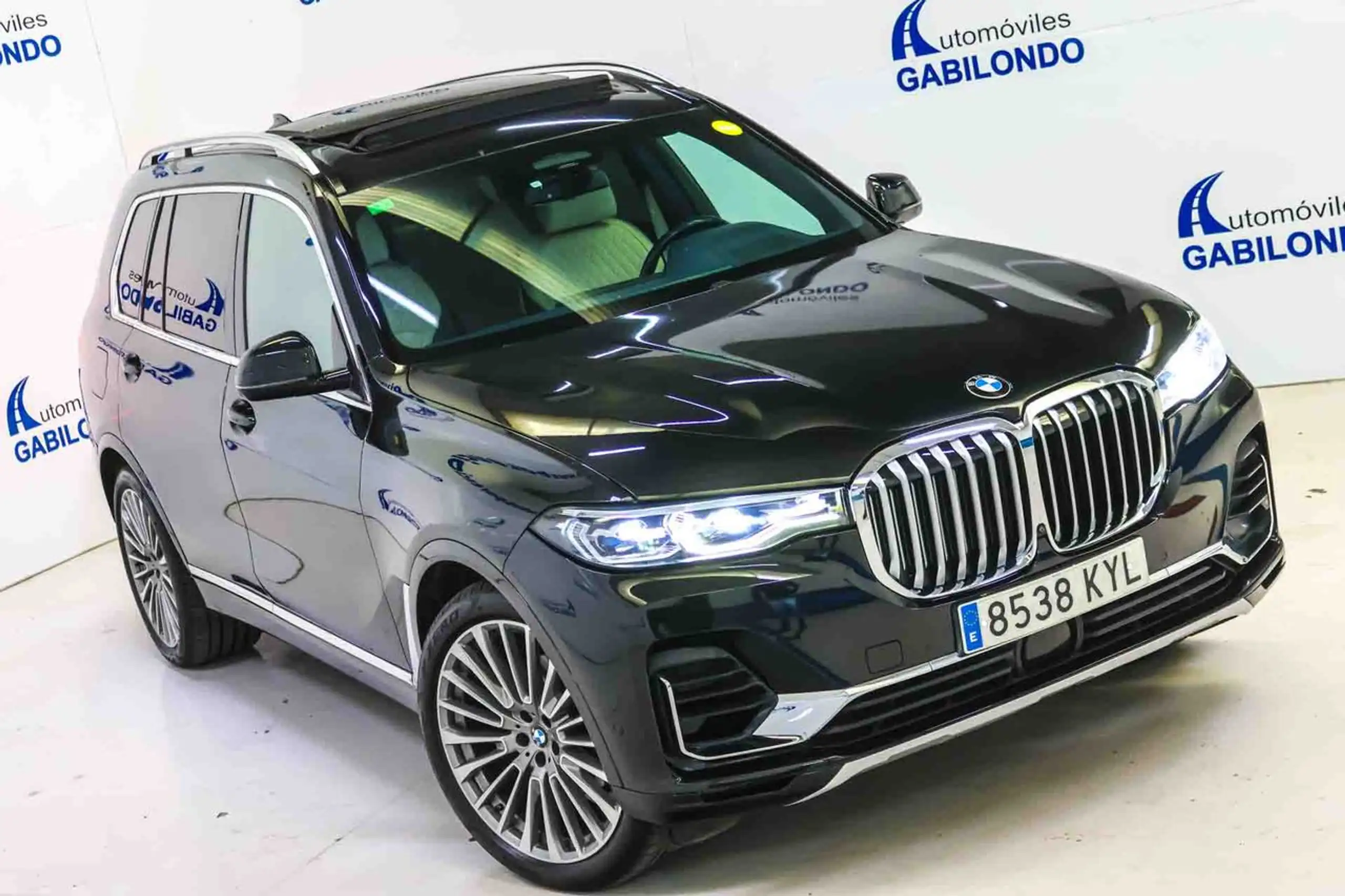 BMW - X7