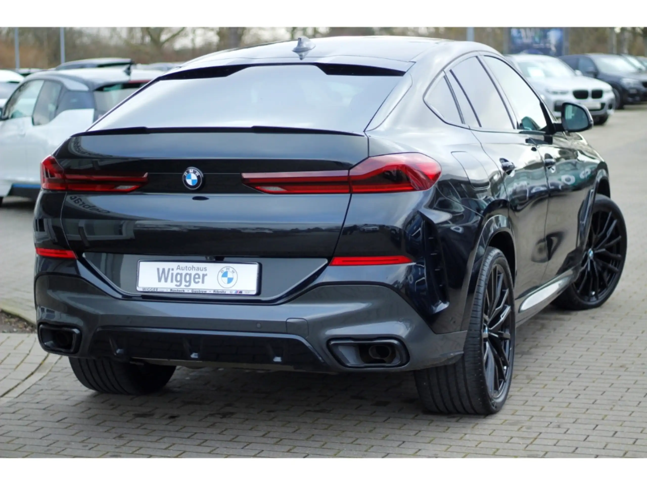 BMW - X6